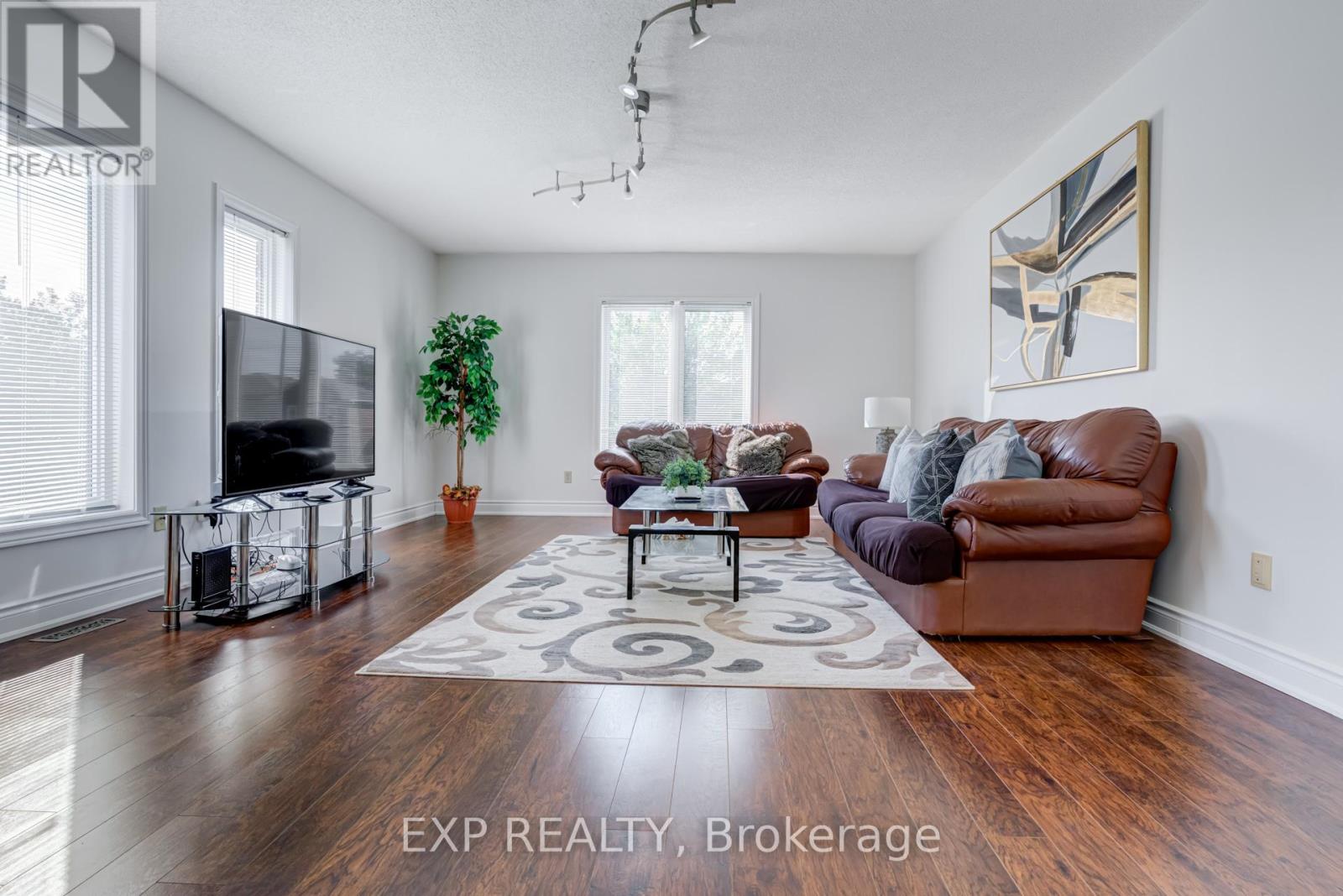 3283 Bobwhite Mews, Mississauga, Ontario  L5N 6G1 - Photo 12 - W13035798