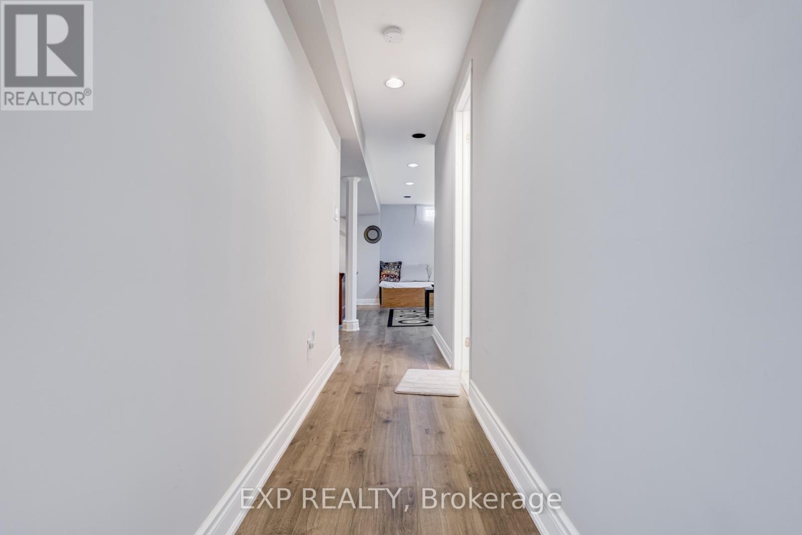 3283 Bobwhite Mews, Mississauga, Ontario  L5N 6G1 - Photo 21 - W13035798