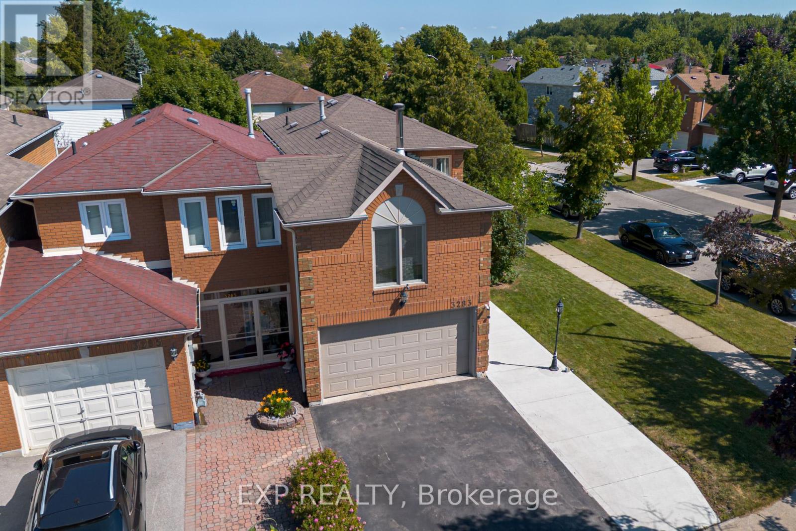 3283 Bobwhite Mews, Mississauga, Ontario  L5N 6G1 - Photo 28 - W13035798