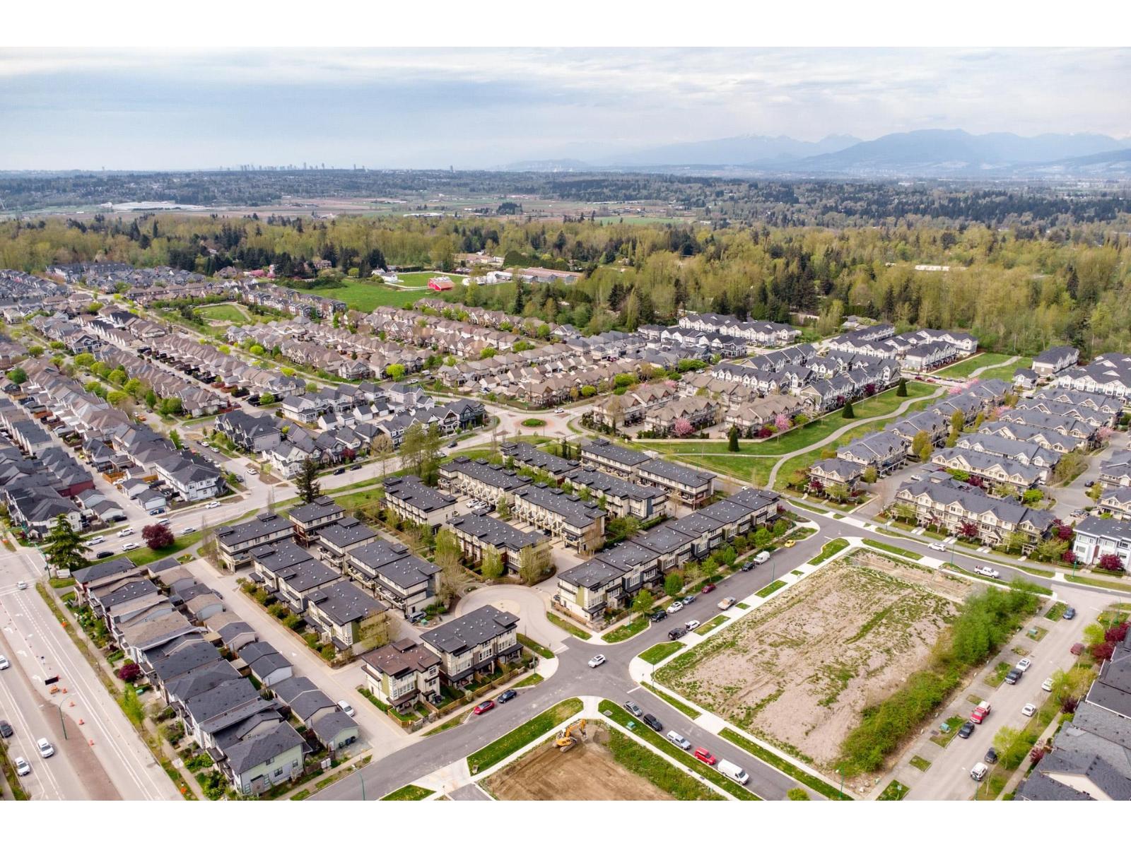 48 19477 72a Avenue, Surrey, British Columbia  V4N 6M2 - Photo 38 - R3115006