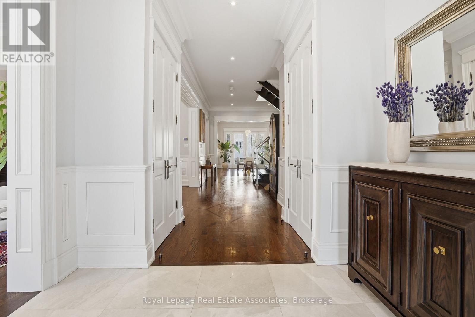 1395 Trotwood Avenue, Mississauga, Ontario  L5G 3Z7 - Photo 4 - W13035806