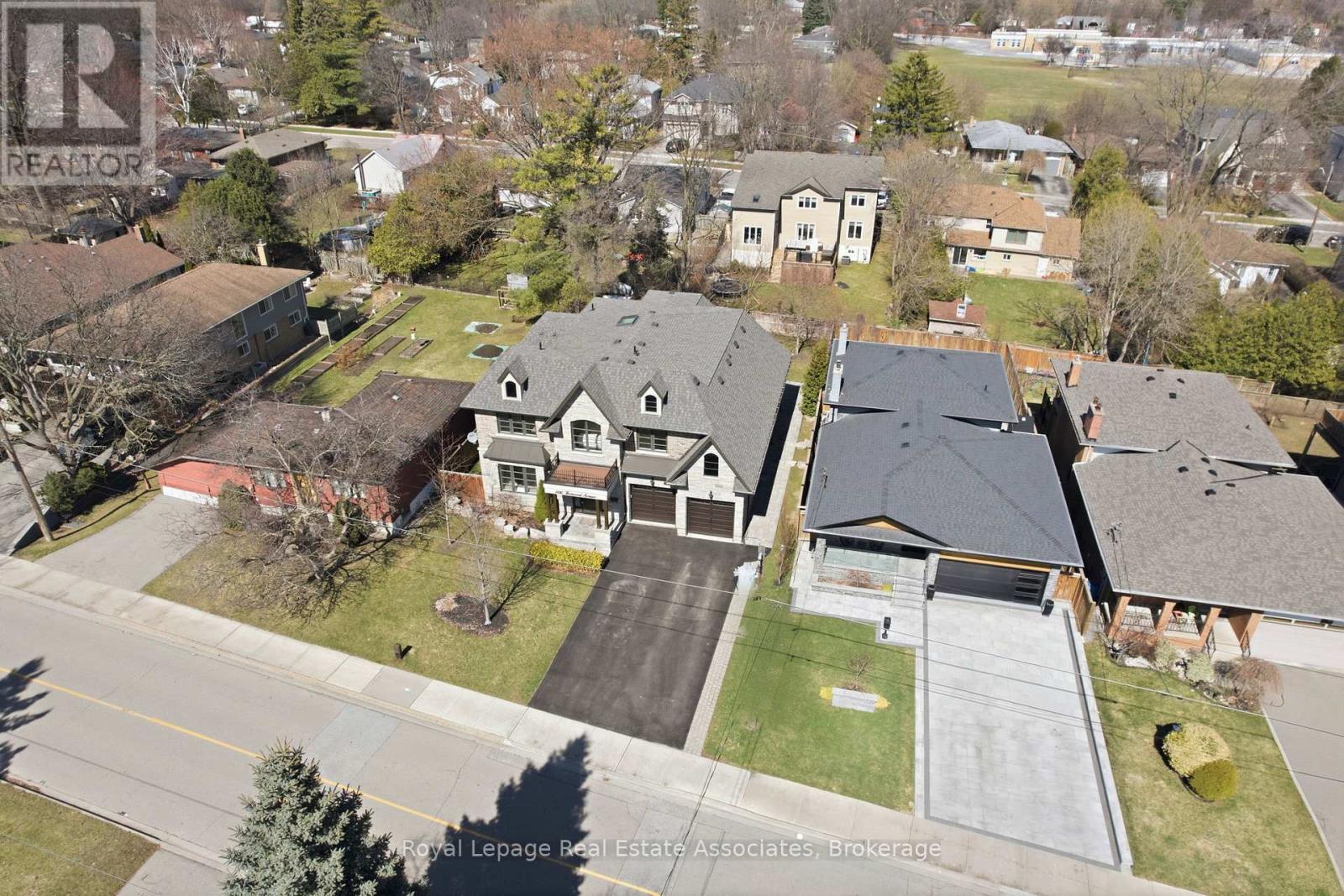 1395 Trotwood Avenue, Mississauga, Ontario  L5G 3Z7 - Photo 48 - W13035806