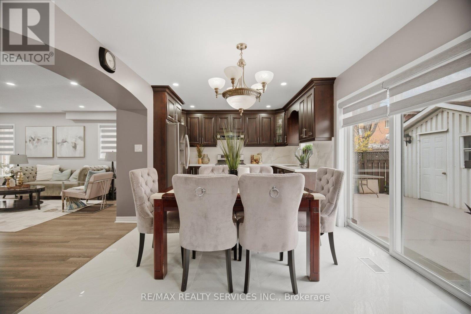 11 Poplar Plains Road, Brampton, Ontario  L7A 2E3 - Photo 11 - W13035810