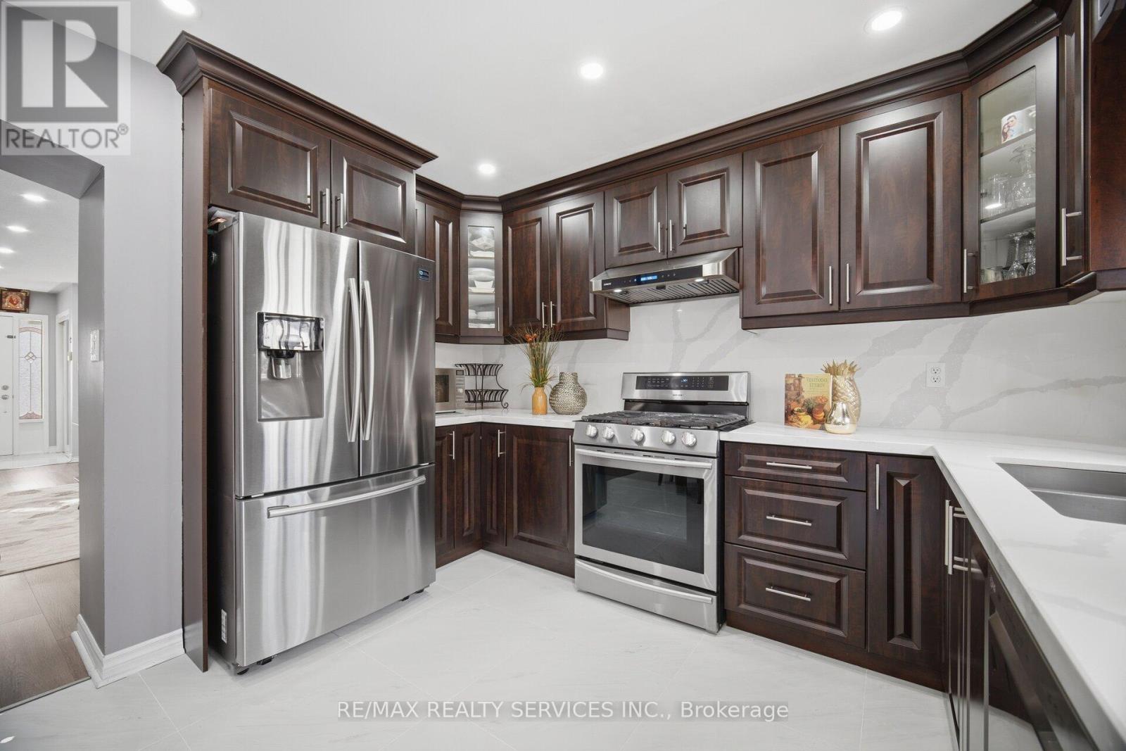 11 Poplar Plains Road, Brampton, Ontario  L7A 2E3 - Photo 16 - W13035810