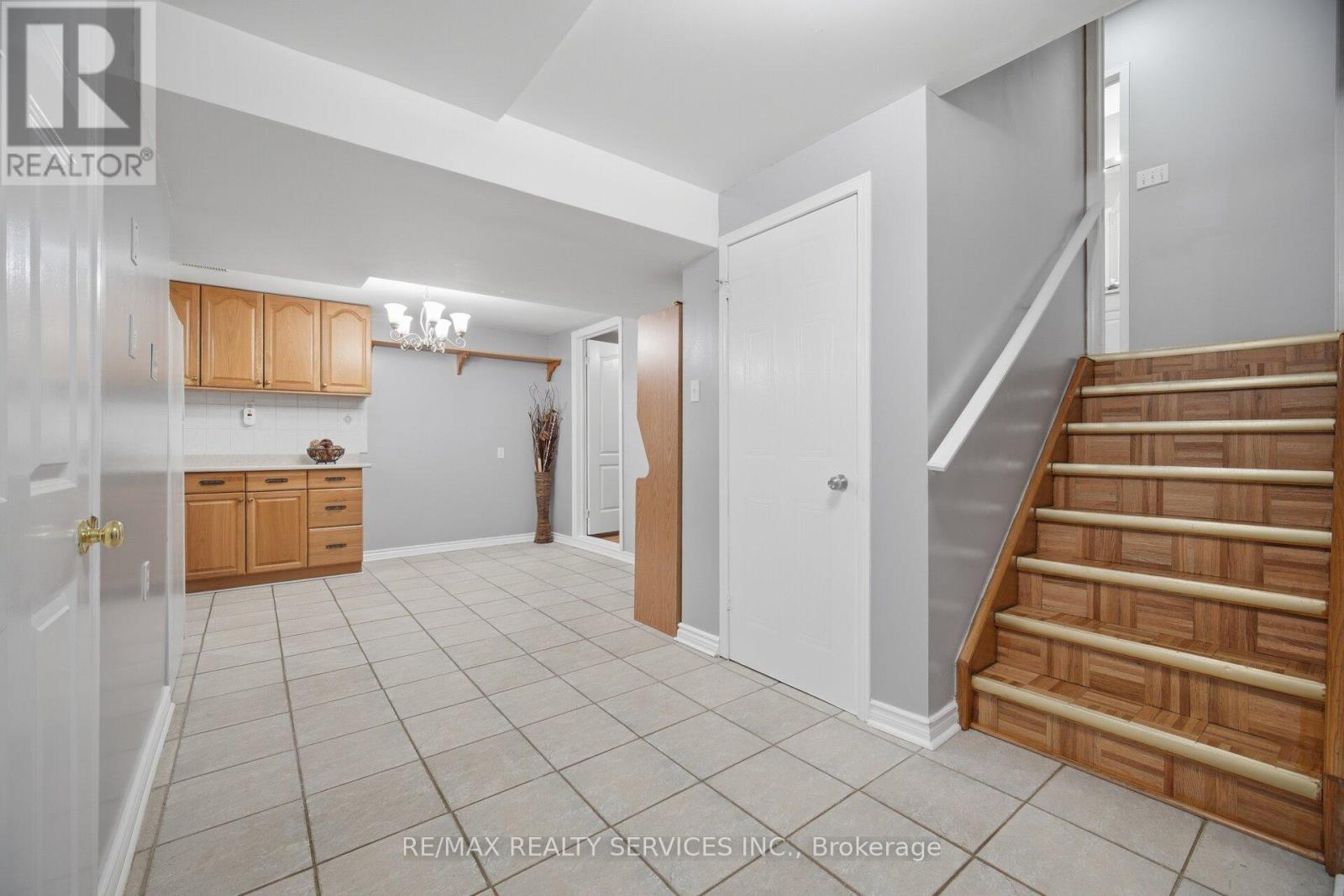 11 Poplar Plains Road, Brampton, Ontario  L7A 2E3 - Photo 36 - W13035810