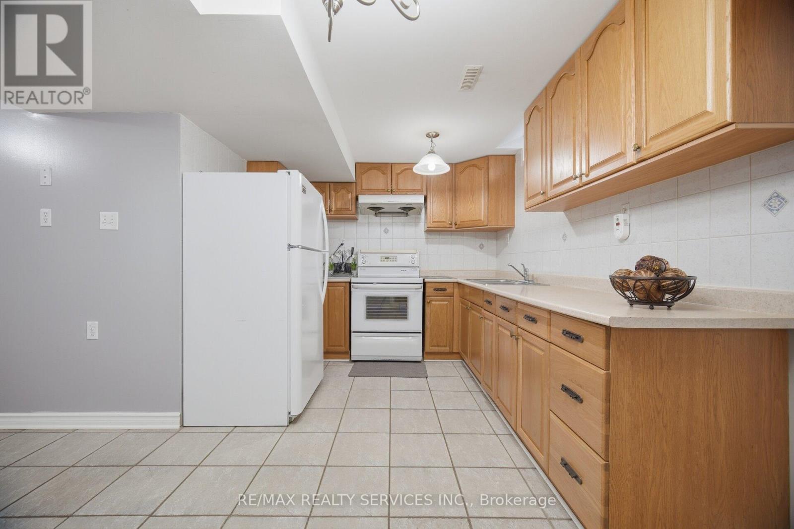 11 Poplar Plains Road, Brampton, Ontario  L7A 2E3 - Photo 40 - W13035810