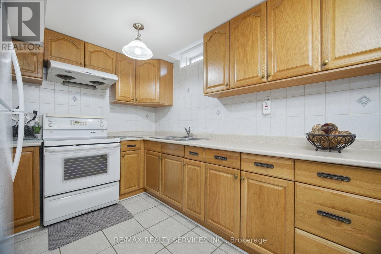 11 Poplar Plains Road, Brampton, Ontario  L7A 2E3 - Photo 41 - W13035810