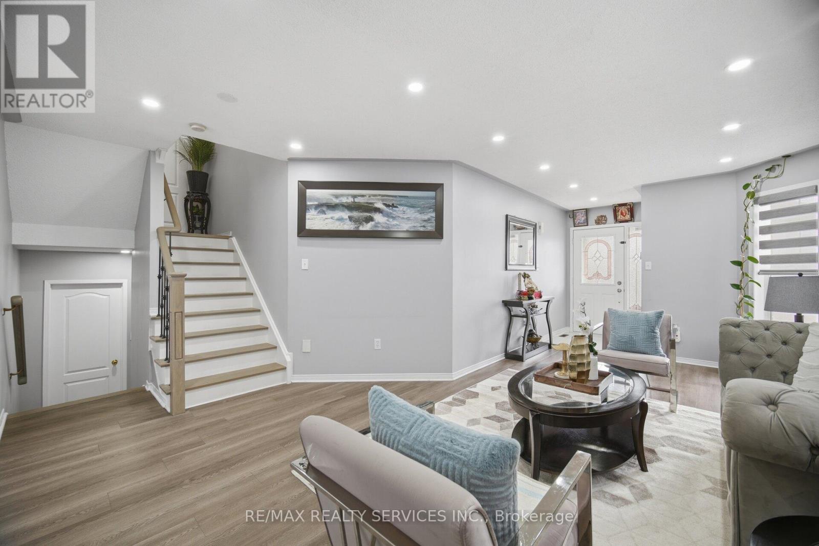 11 Poplar Plains Road, Brampton, Ontario  L7A 2E3 - Photo 8 - W13035810