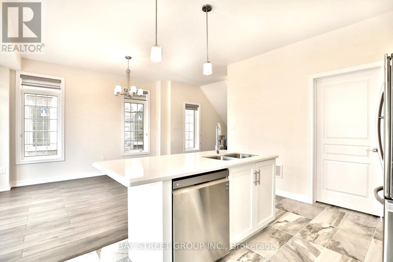 Unknown Address, ,    - Photo 11 - W13035822