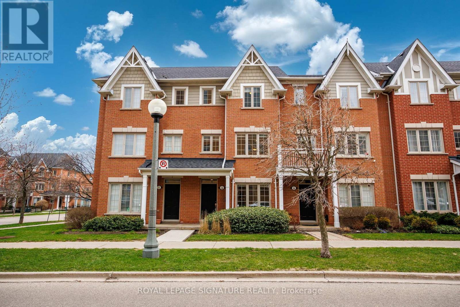 10 - 161 THIRTEENTH STREET, Toronto, Ontario