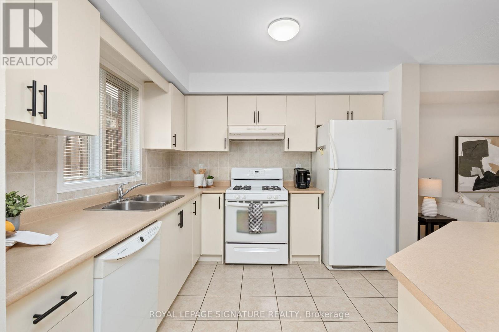 10 - 161 Thirteenth Street, Toronto, Ontario  M8V 4E4 - Photo 15 - W13035948