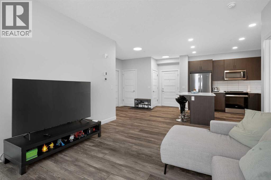301, 55 Wolf Hollow Crescent SE, Calgary, Alberta  T2X 5K9 - Photo 6 - A2301135