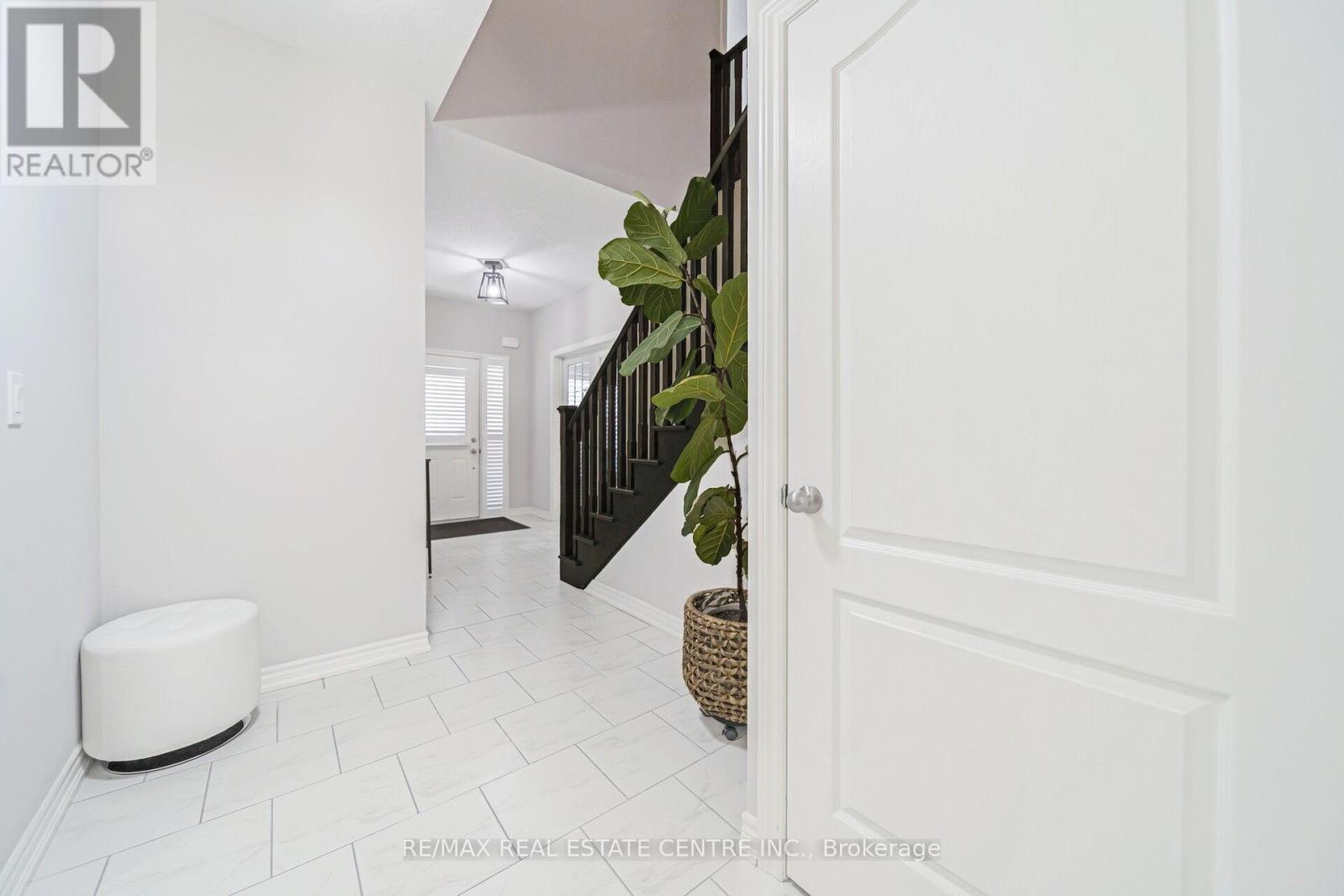 18 Ryan Street, Centre Wellington, Ontario  N1M 0C9 - Photo 12 - X13035674