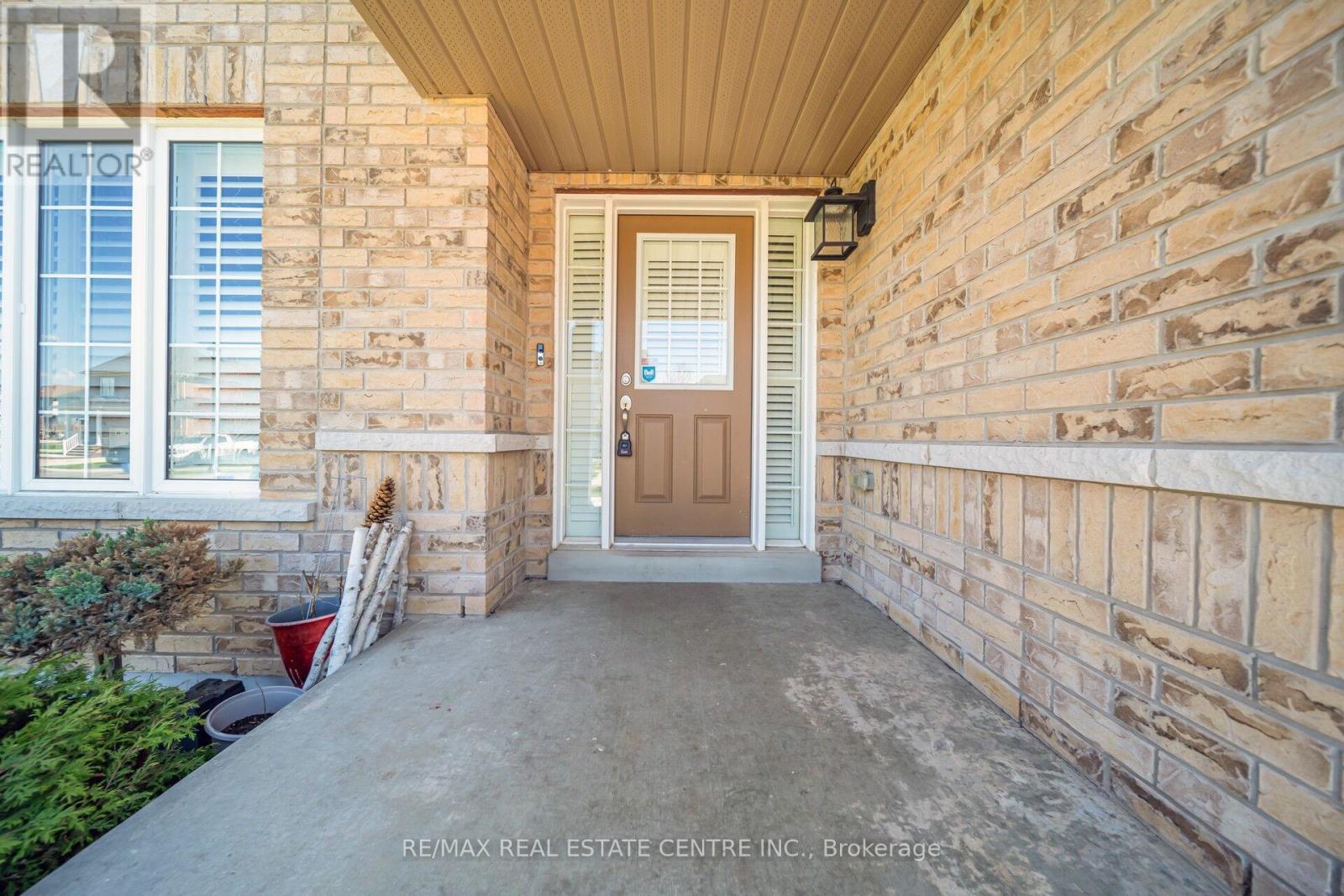 18 Ryan Street, Centre Wellington, Ontario  N1M 0C9 - Photo 3 - X13035674