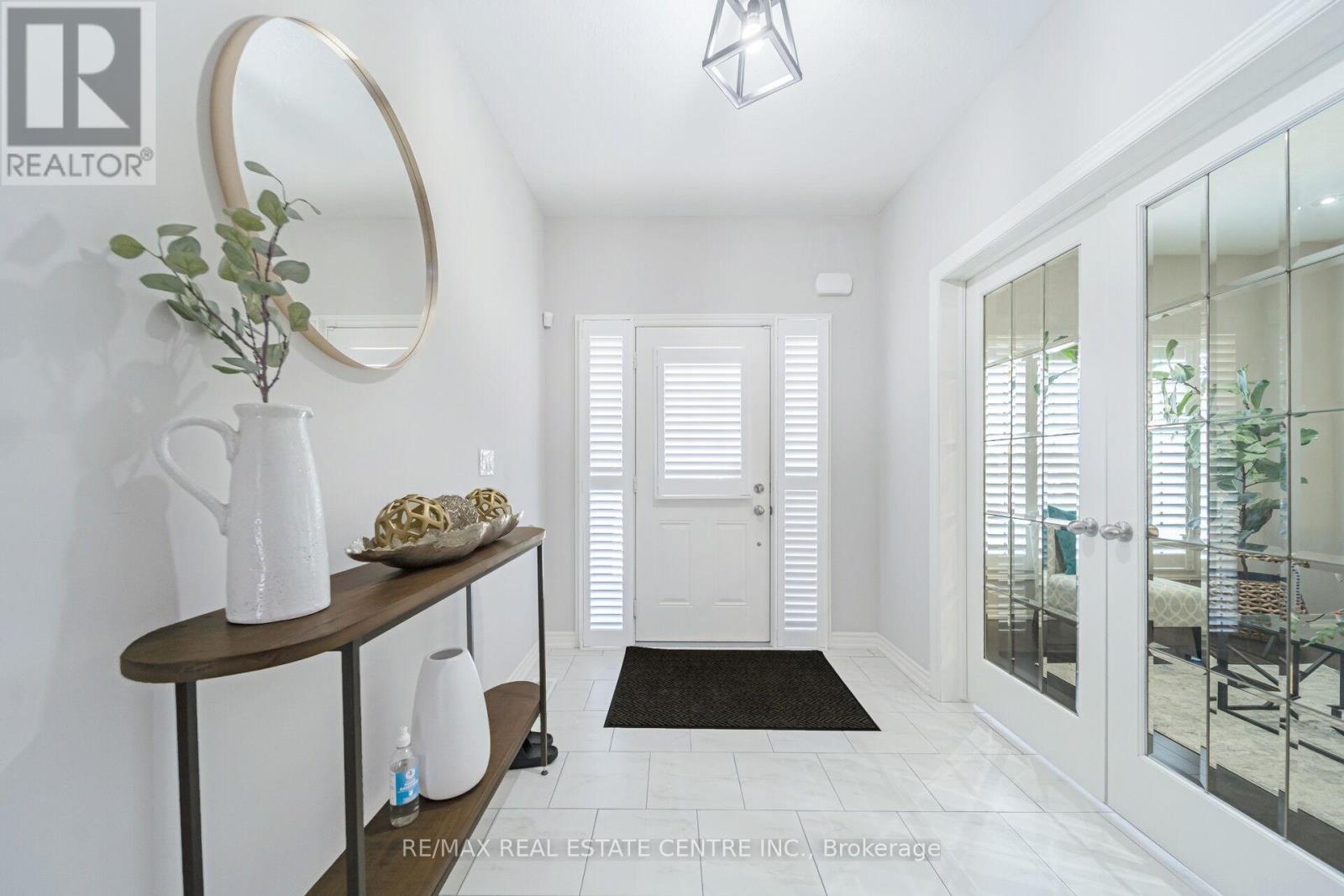 18 Ryan Street, Centre Wellington, Ontario  N1M 0C9 - Photo 4 - X13035674