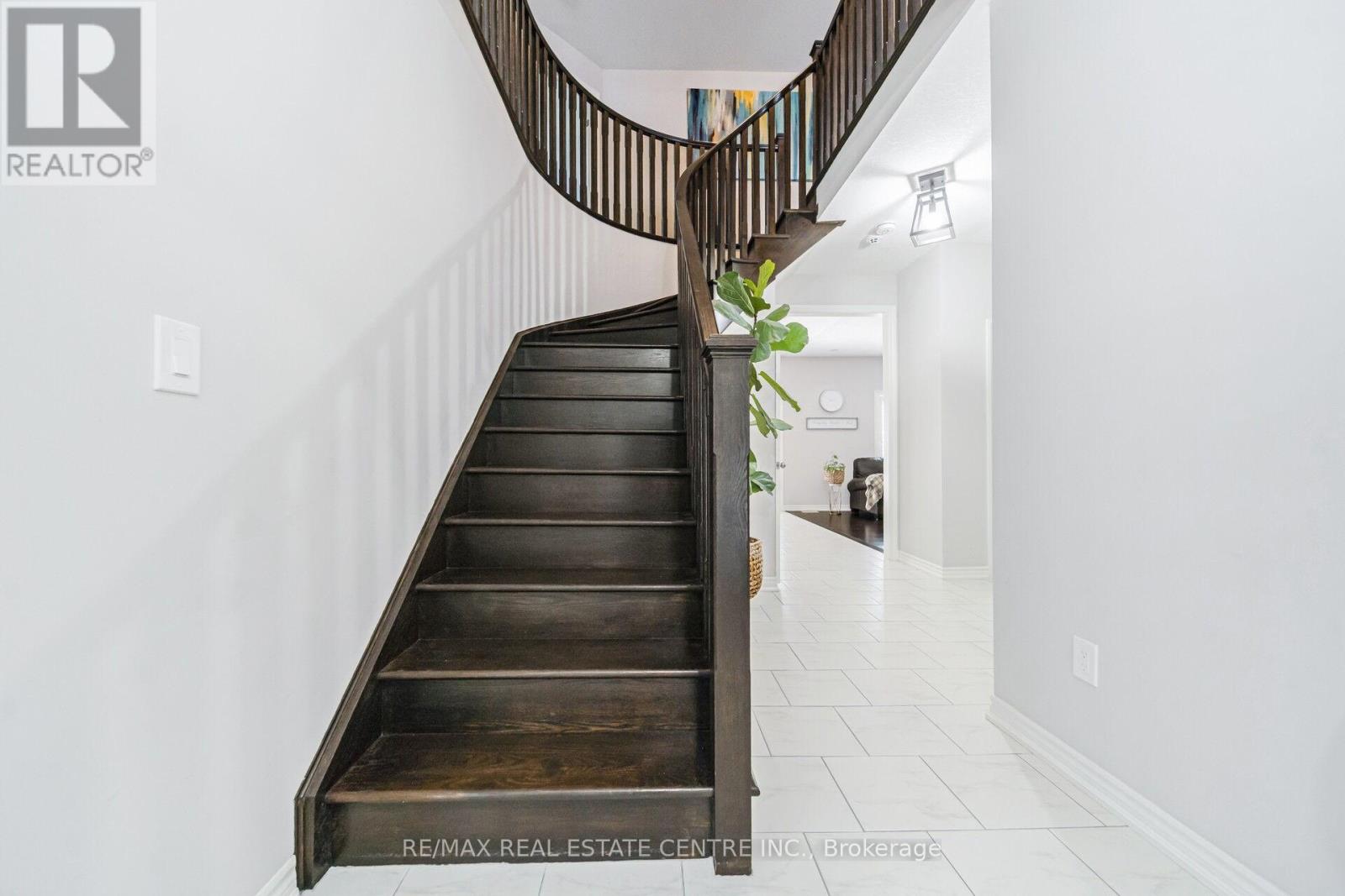 18 Ryan Street, Centre Wellington, Ontario  N1M 0C9 - Photo 6 - X13035674