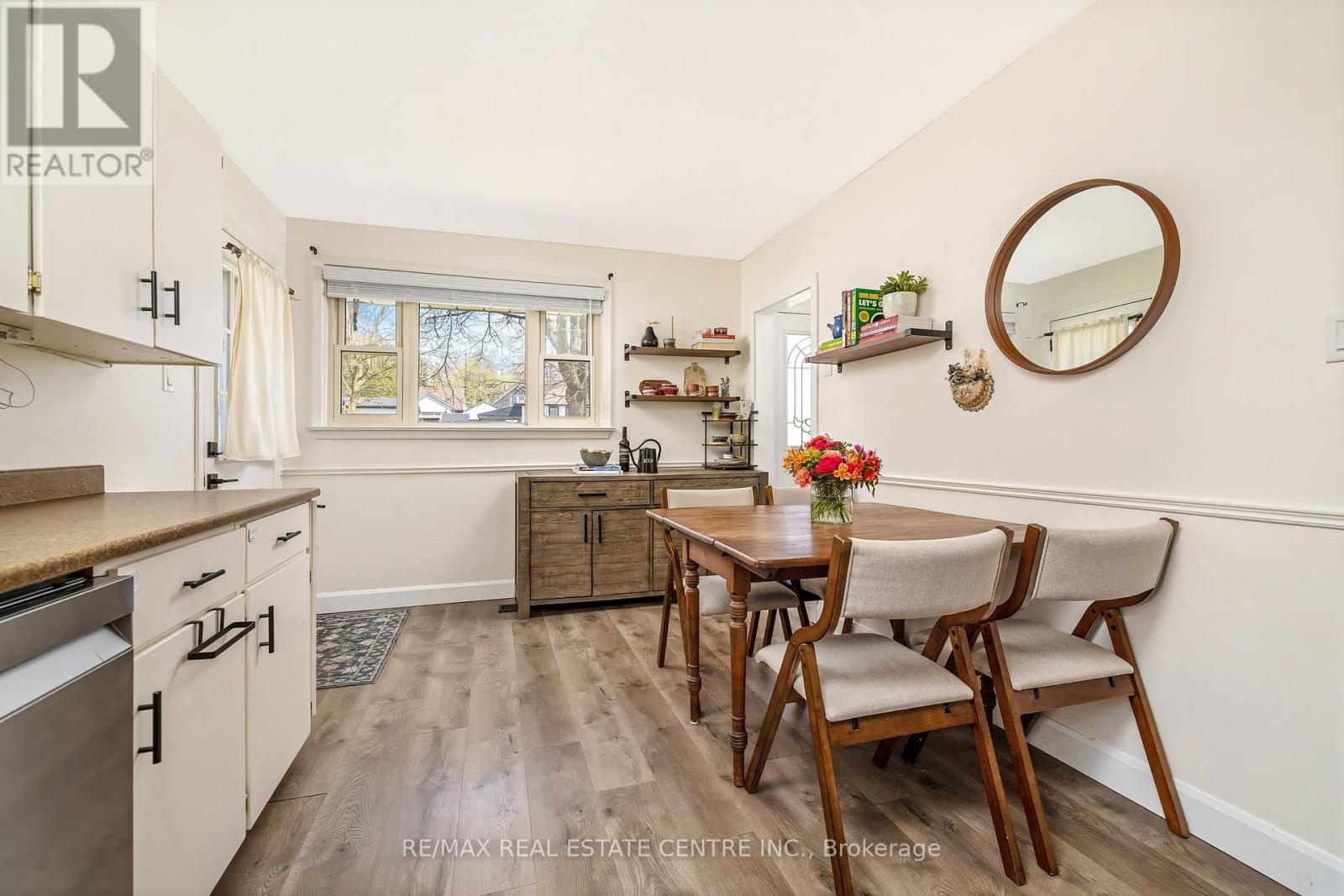 48 Knightswood Boulevard, Guelph, Ontario  N1E 3W5 - Photo 12 - X13035690