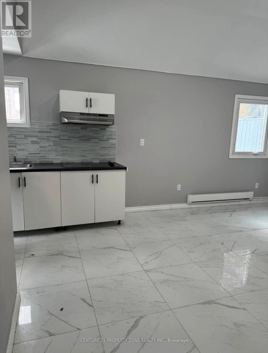 477 Melvin Avenue, Hamilton, Ontario  L8H 2L8 - Photo 8 - X13035784