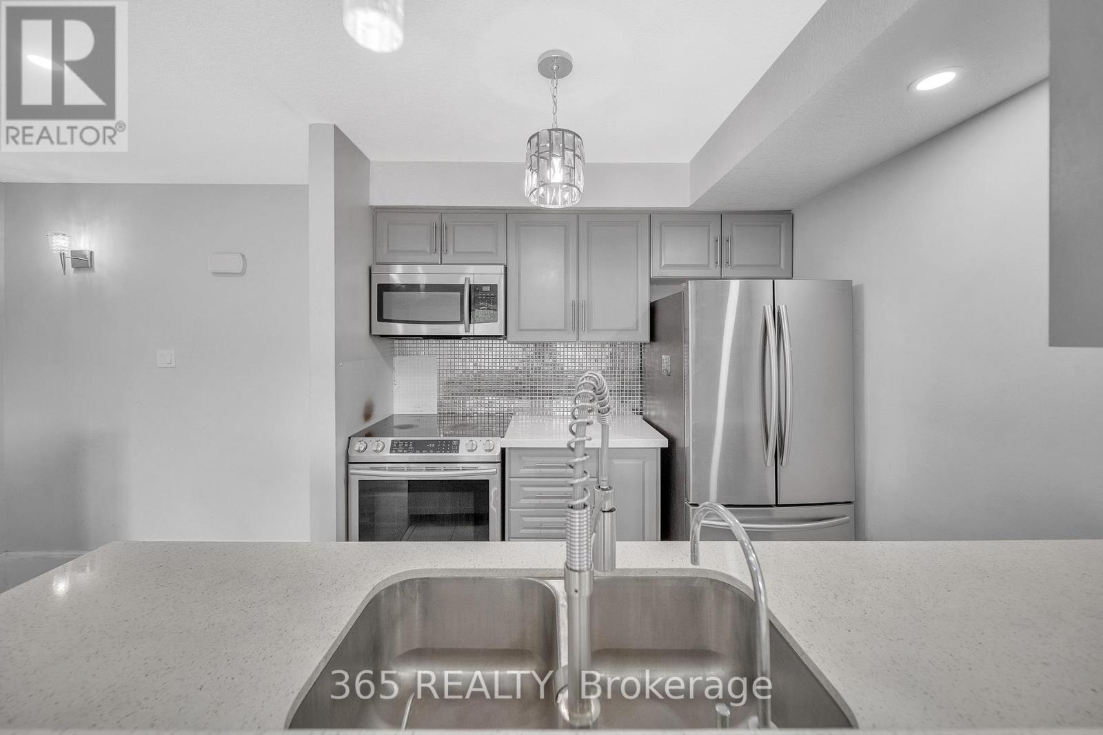 4d - 45 Cedarhill Crescent, Kitchener, Ontario  N2E 0A2 - Photo 11 - X13035840