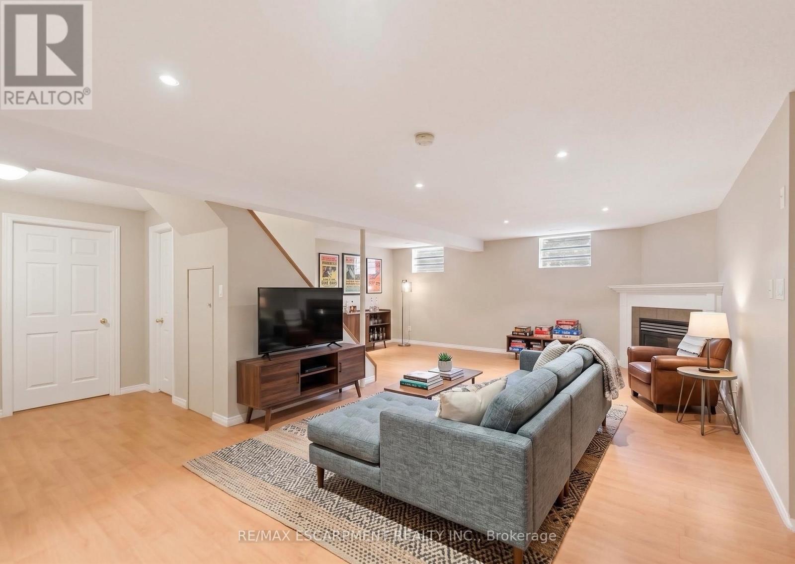 80 Lister Avenue, Hamilton, Ontario  L9B 1E2 - Photo 19 - X13035922