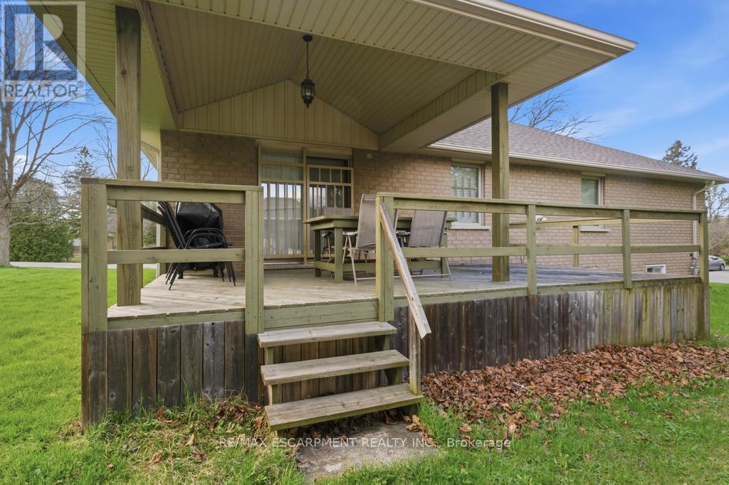 80 Lister Avenue, Hamilton, Ontario  L9B 1E2 - Photo 24 - X13035922