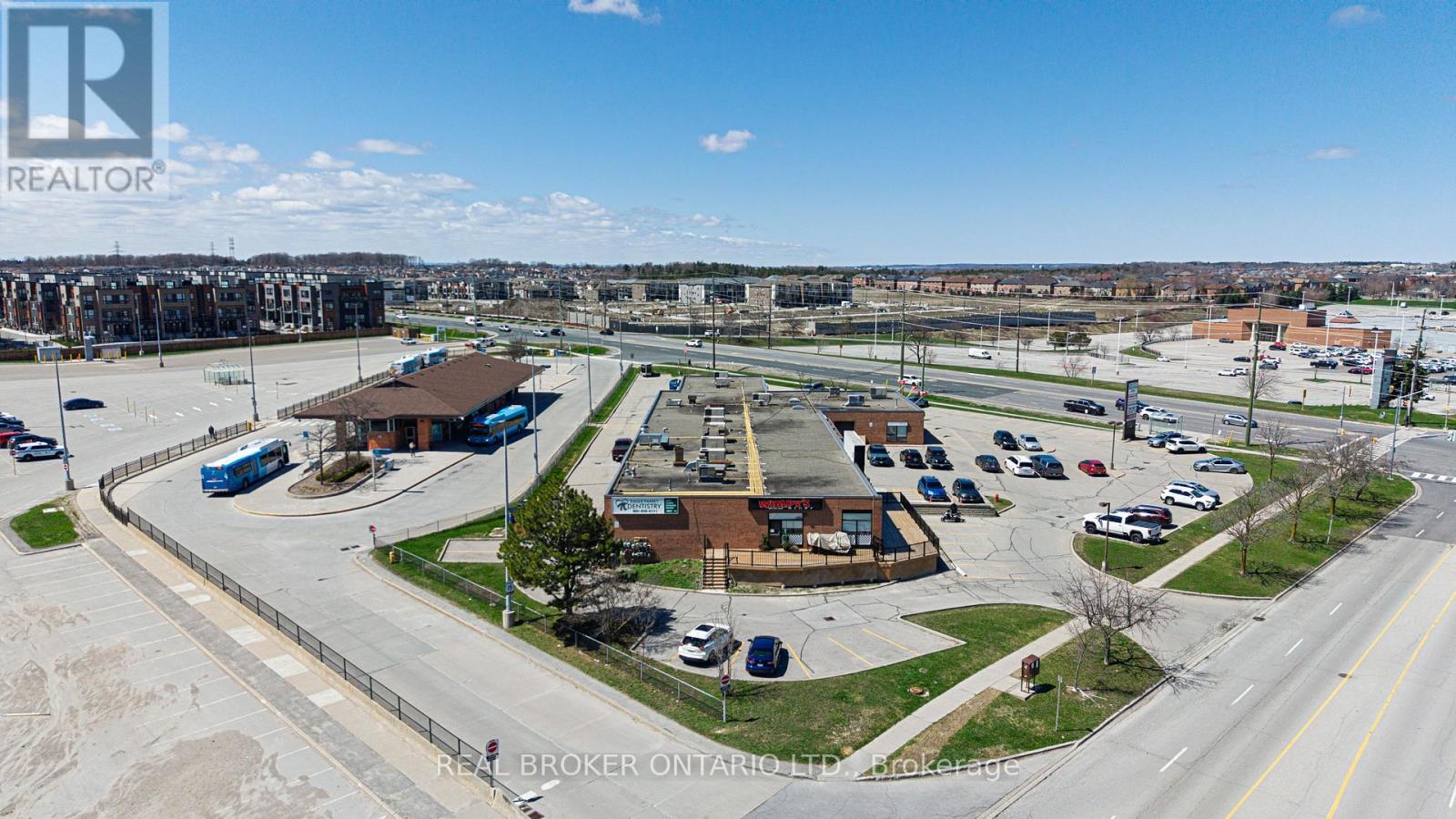 340 Eagle Street W, Newmarket, Ontario  L3Y 7M7 - Photo 5 - N13023198