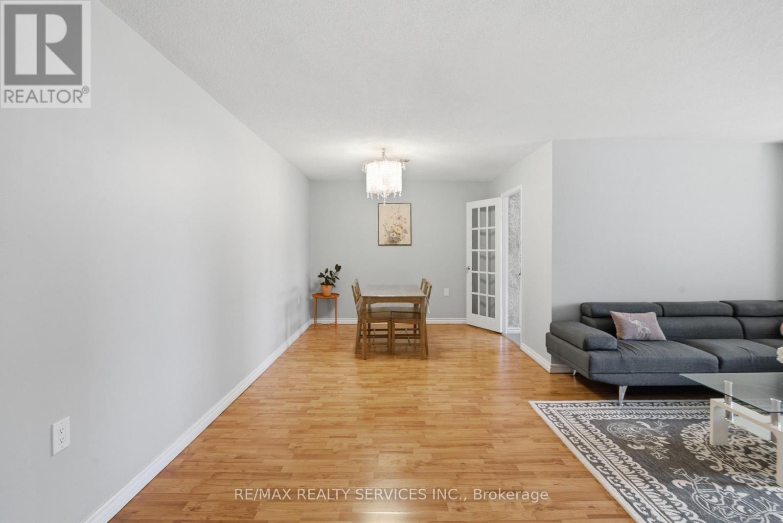 304 - 18 Knightsbridge Road, Brampton, Ontario  L6T 3X5 - Photo 8 - W12997272