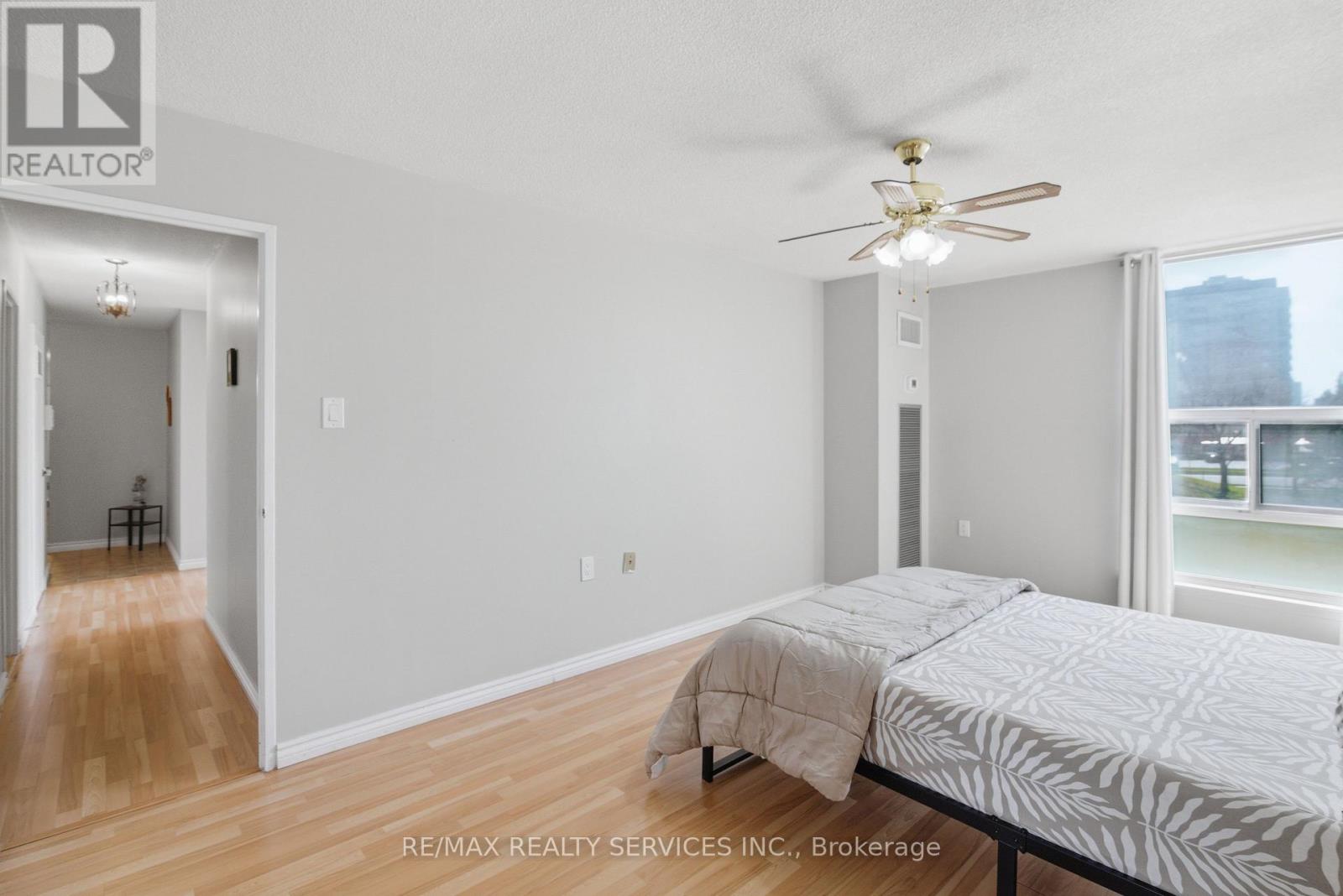 304 - 18 Knightsbridge Road, Brampton, Ontario  L6T 3X5 - Photo 31 - W12997272