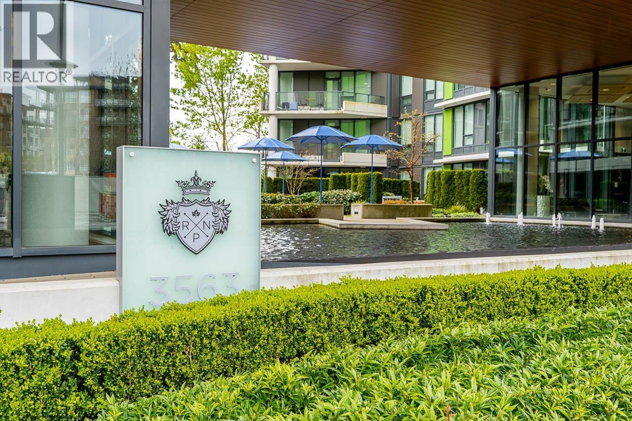 322 3563 ROSS DRIVE, Vancouver, British Columbia