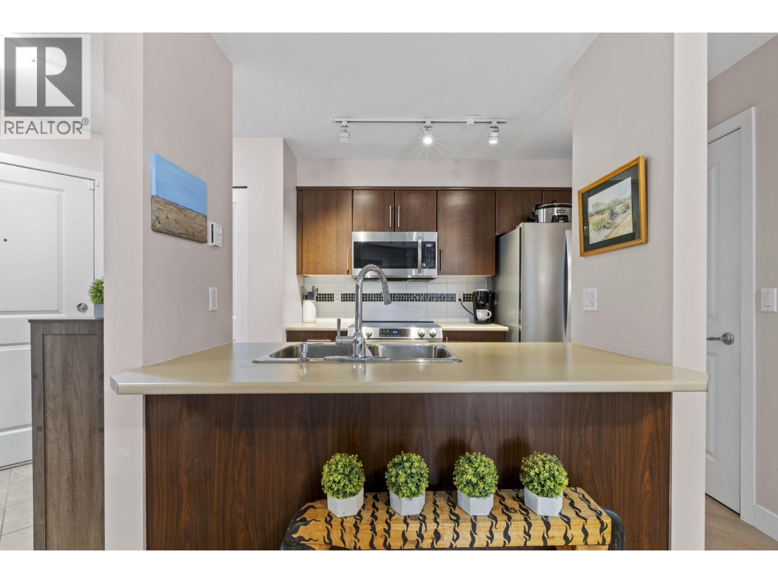 302 12248 224 Street, Maple Ridge, British Columbia  V2X 8W6 - Photo 12 - R3115054