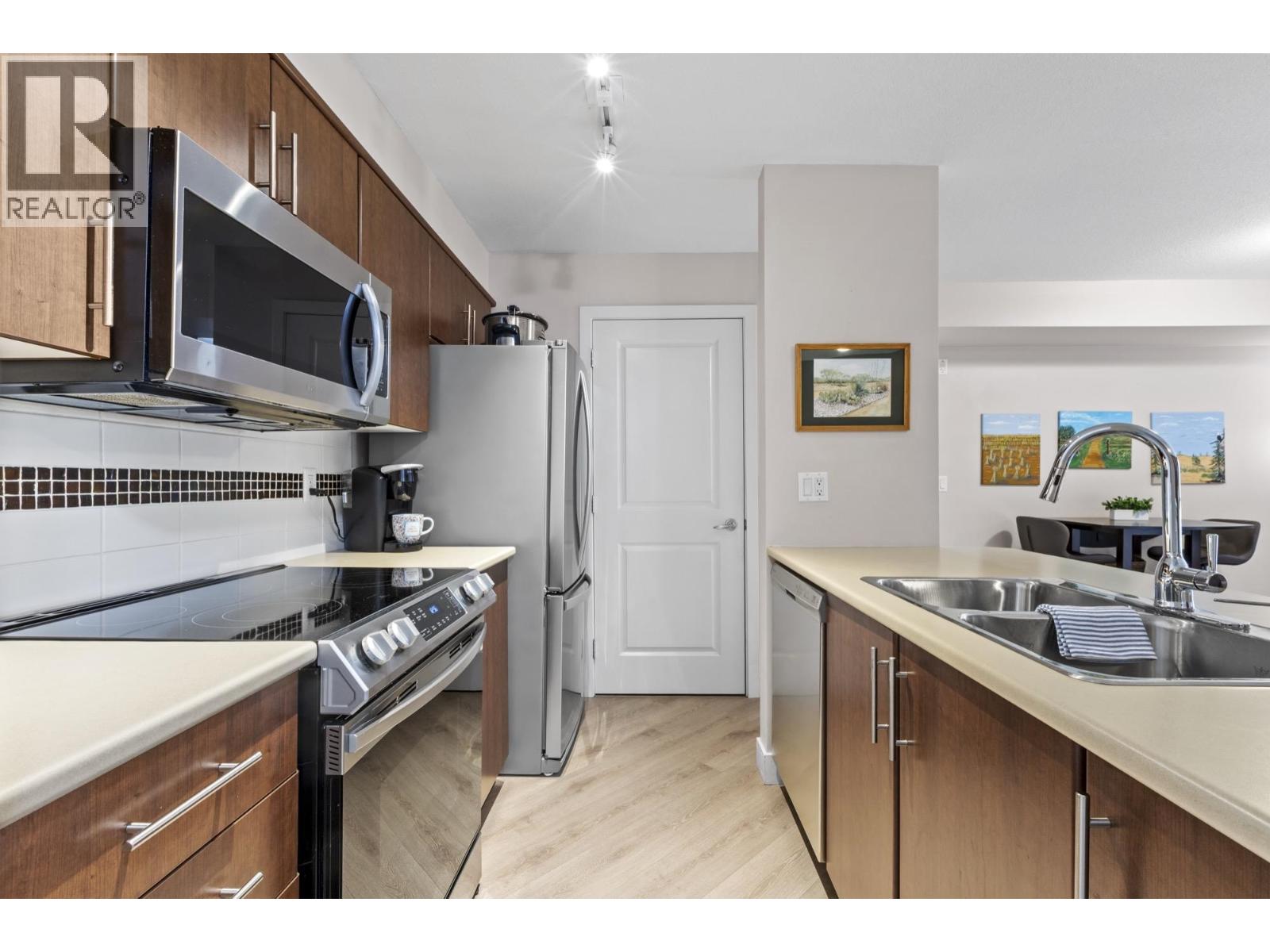 302 12248 224 Street, Maple Ridge, British Columbia  V2X 8W6 - Photo 13 - R3115054