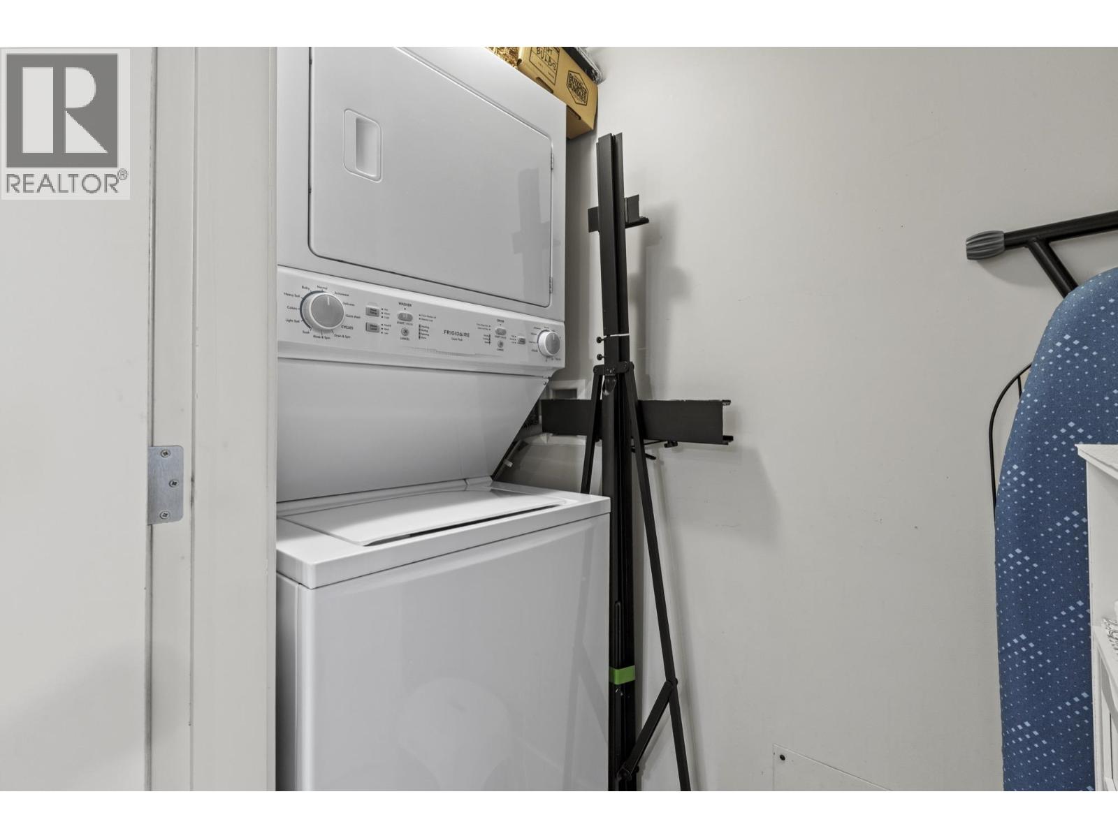 302 12248 224 Street, Maple Ridge, British Columbia  V2X 8W6 - Photo 21 - R3115054