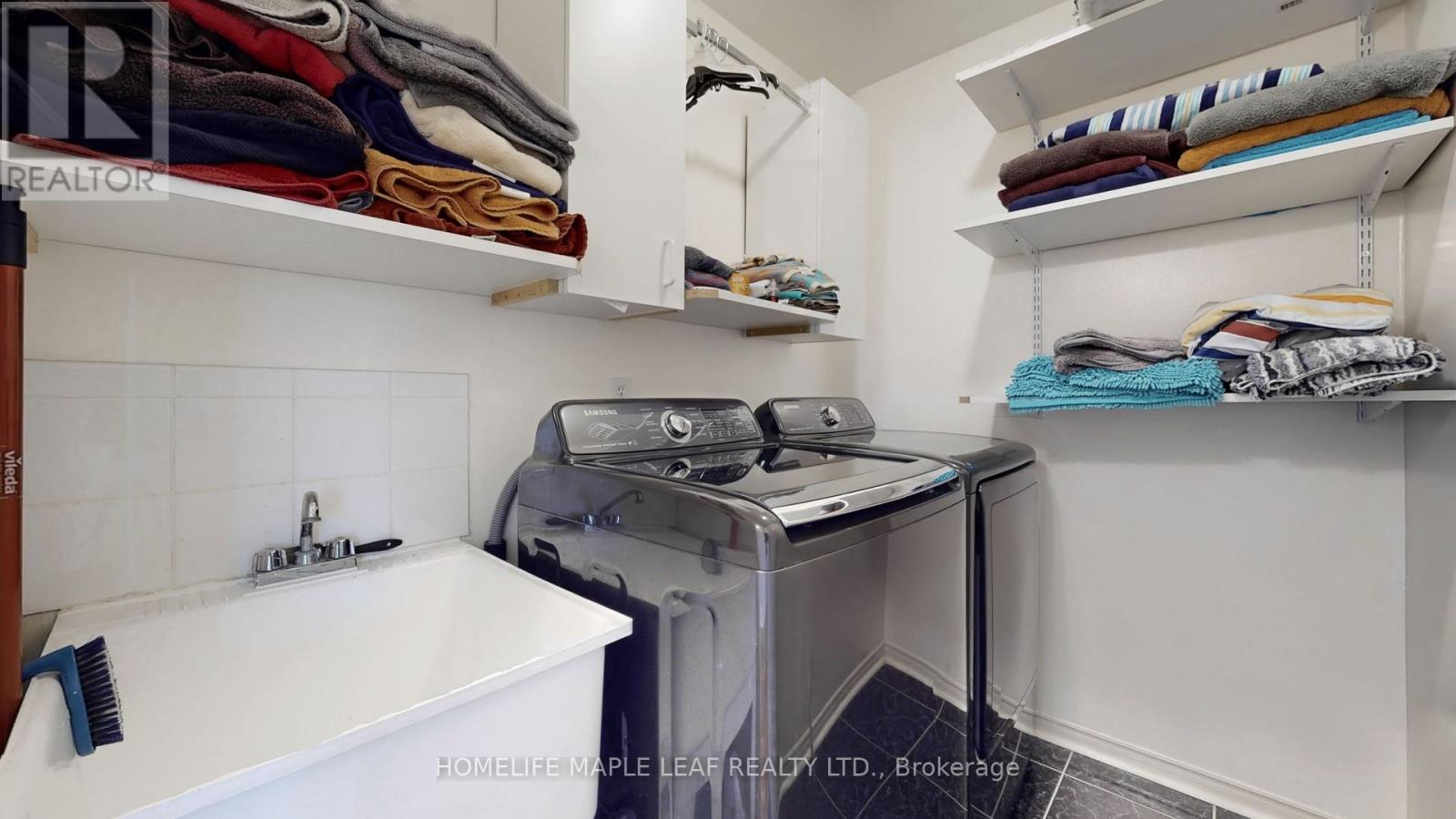 7 Colleyville Street, Brampton, Ontario  L7A 1H3 - Photo 36 - W13030740