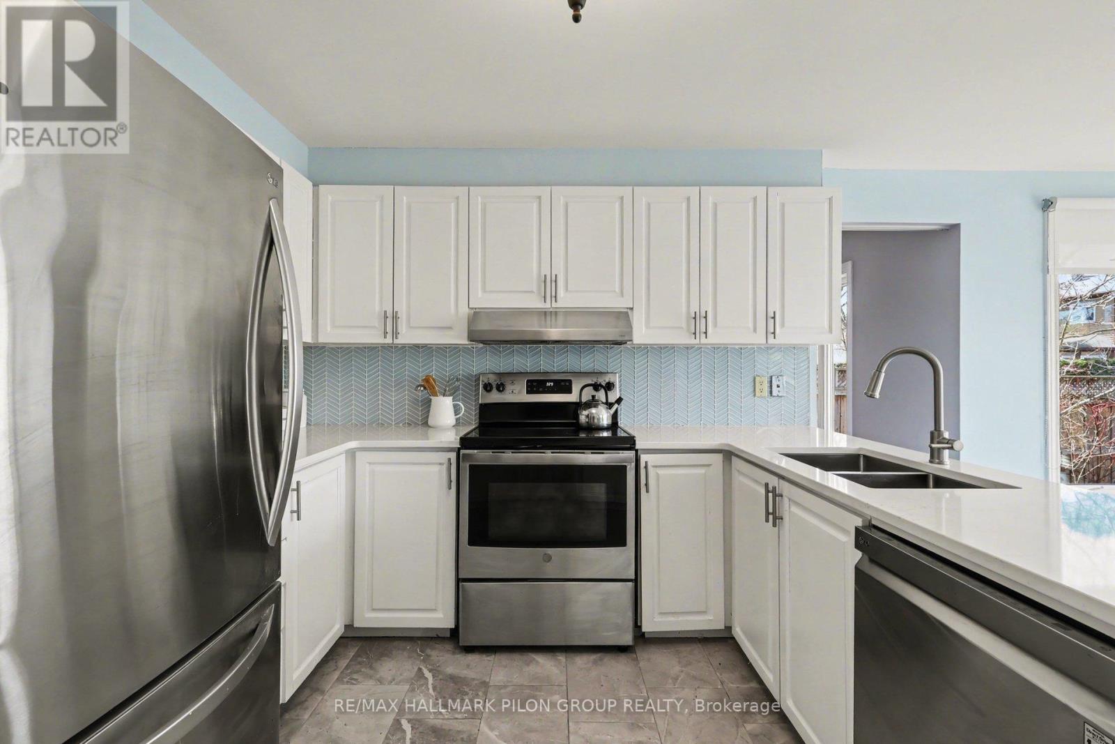 1709 Sansonnet Street, Ottawa, Ontario  K1C 5Z5 - Photo 11 - X13035994