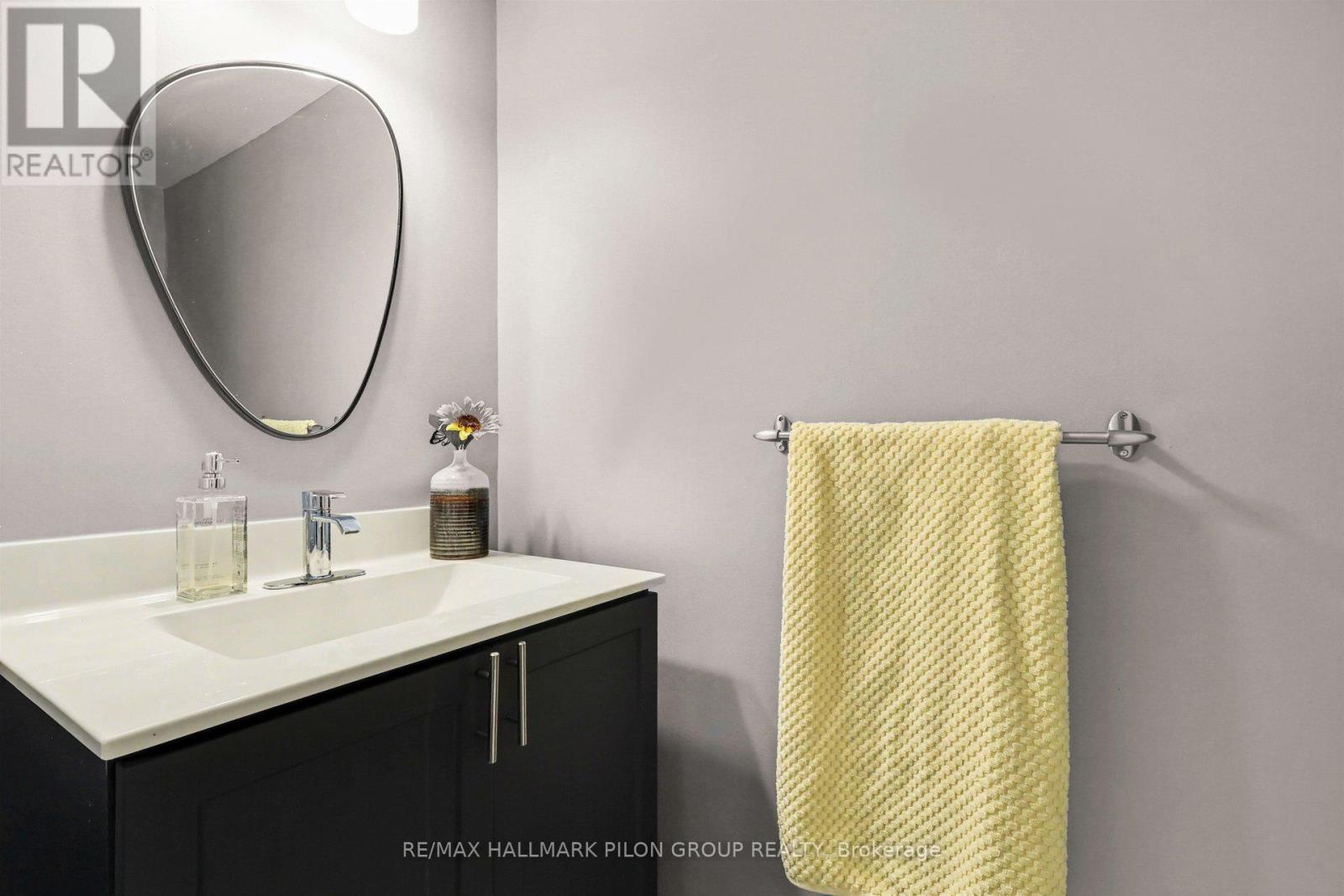 1709 Sansonnet Street, Ottawa, Ontario  K1C 5Z5 - Photo 15 - X13035994