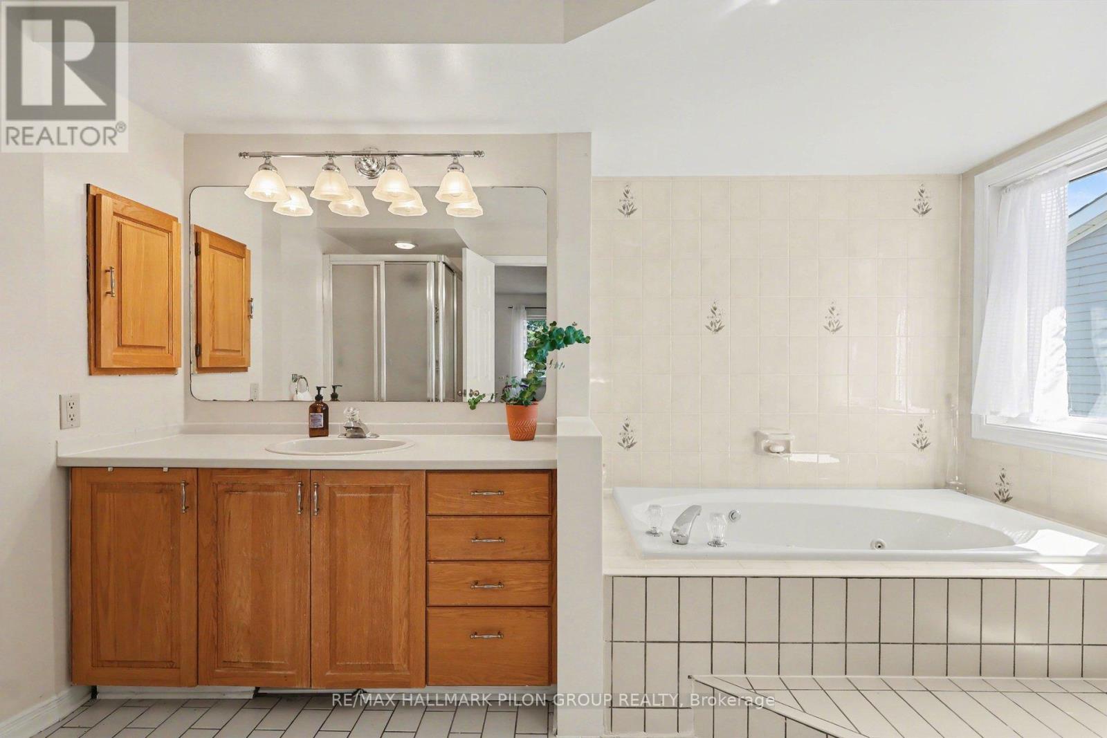 1709 Sansonnet Street, Ottawa, Ontario  K1C 5Z5 - Photo 20 - X13035994