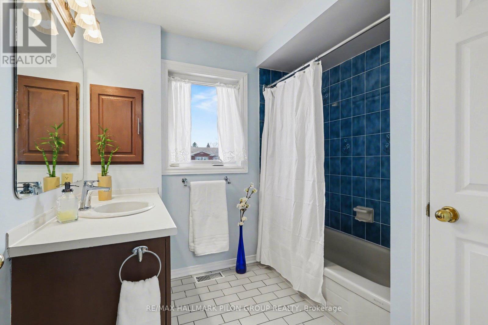 1709 Sansonnet Street, Ottawa, Ontario  K1C 5Z5 - Photo 24 - X13035994