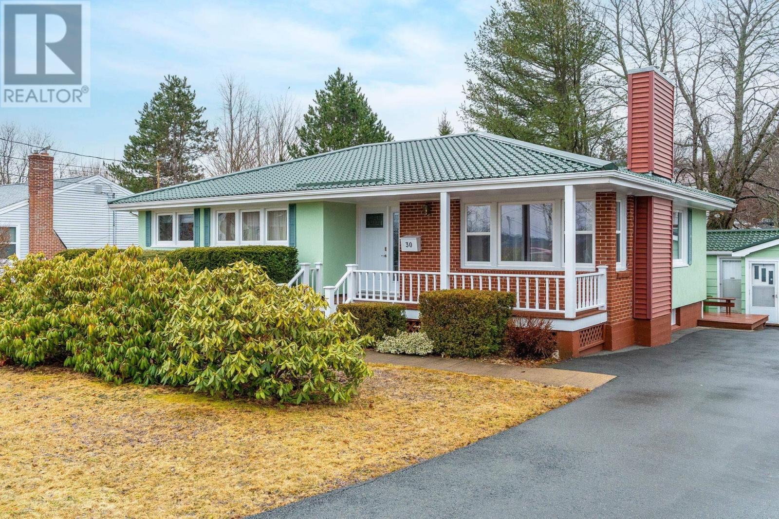 30 Penhorn Drive, Dartmouth, Nova Scotia  B2Y 3K3 - Photo 3 - 202605418