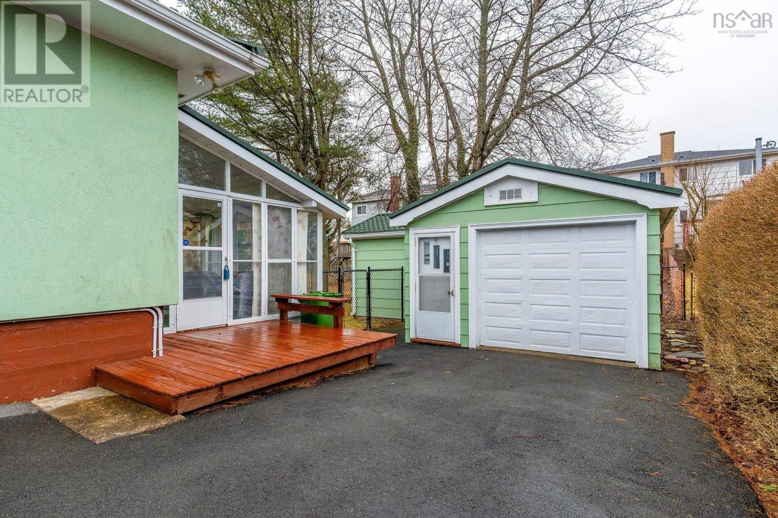 30 Penhorn Drive, Dartmouth, Nova Scotia  B2Y 3K3 - Photo 6 - 202605418