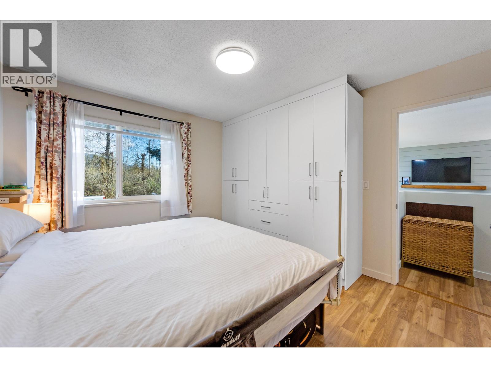 2978 Fleming Avenue, Coquitlam, British Columbia  V3C 4S3 - Photo 10 - R3115046