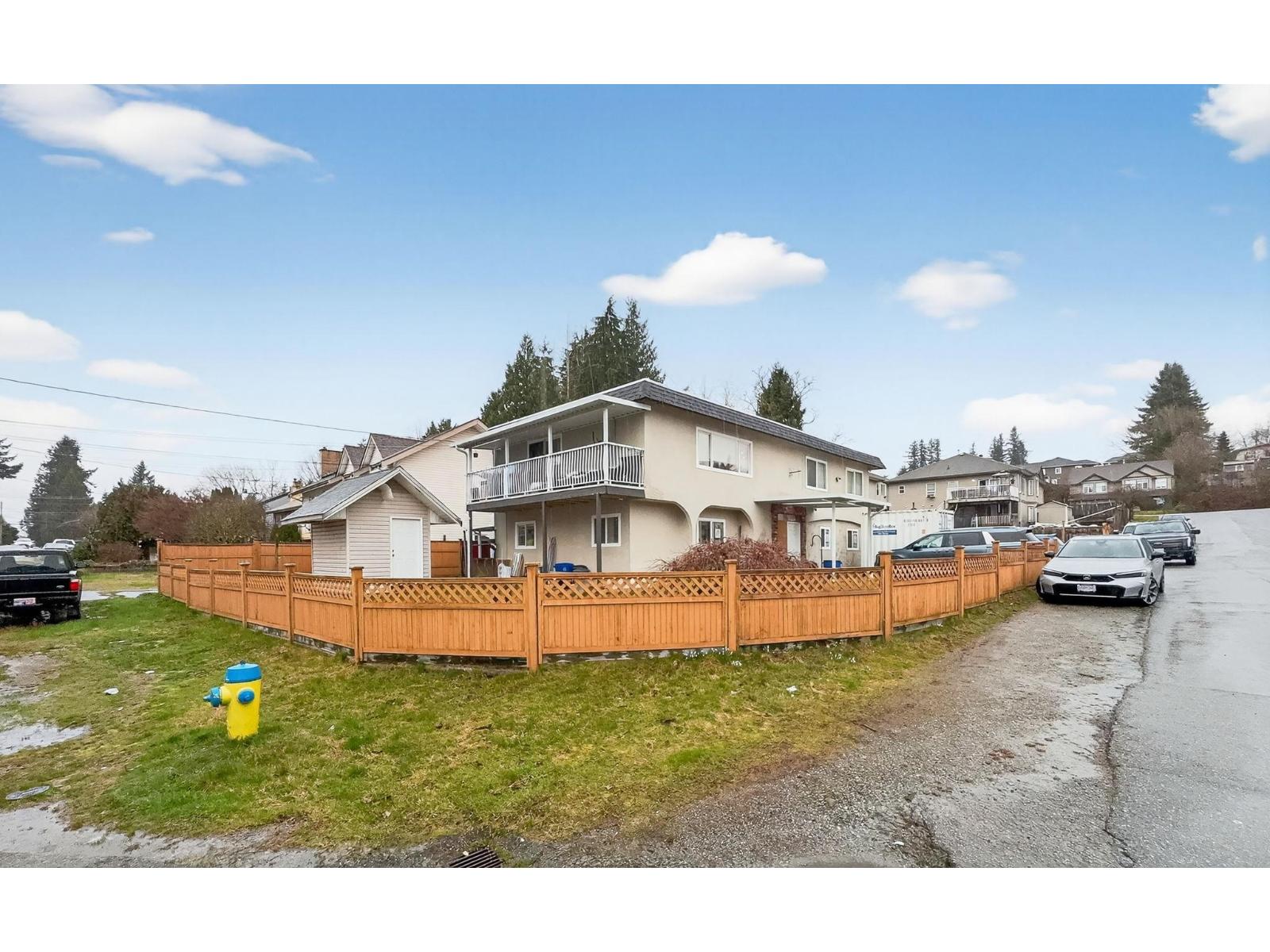 32891 Bakerview Avenue, Mission, British Columbia  V2V 2P8 - Photo 1 - R3088693