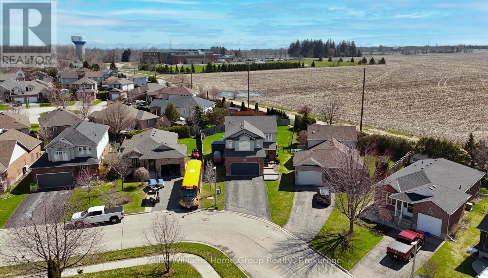 106 Milligan Street, Centre Wellington, Ontario  N1M 3S5 - Photo 2 - X13036020