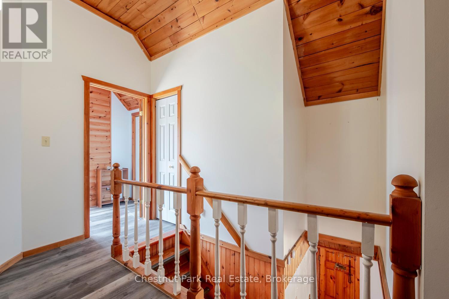 2096 Bruce Rd 9 Road, Northern Bruce Peninsula, Ontario  N0H 1W0 - Photo 18 - X13036096