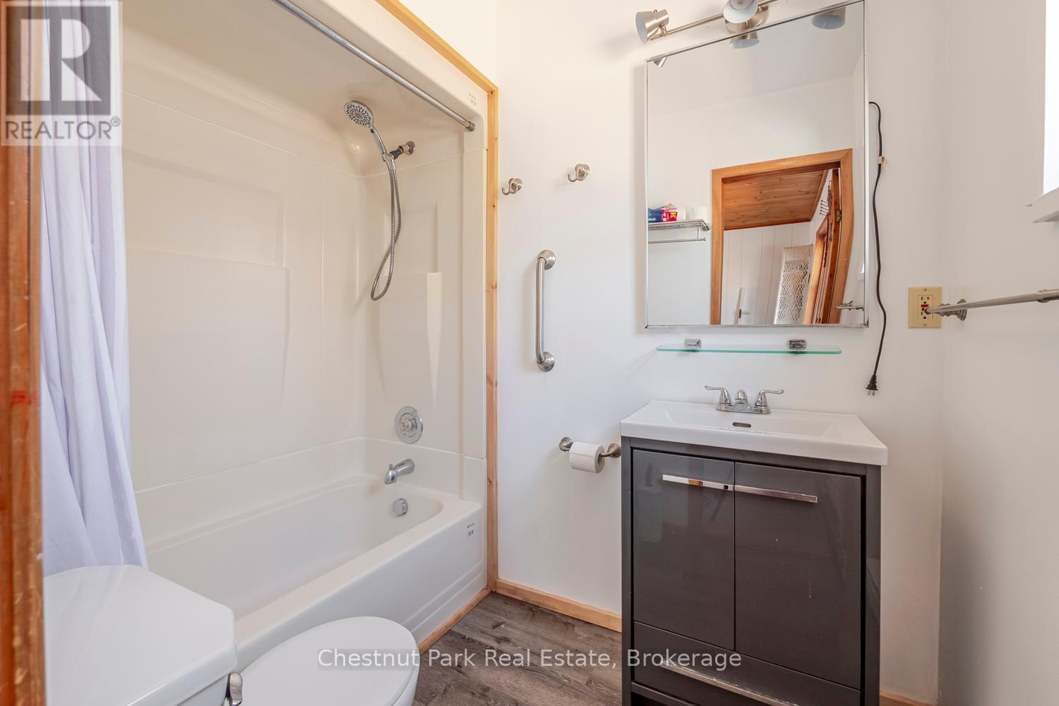 2096 Bruce Rd 9 Road, Northern Bruce Peninsula, Ontario  N0H 1W0 - Photo 24 - X13036096