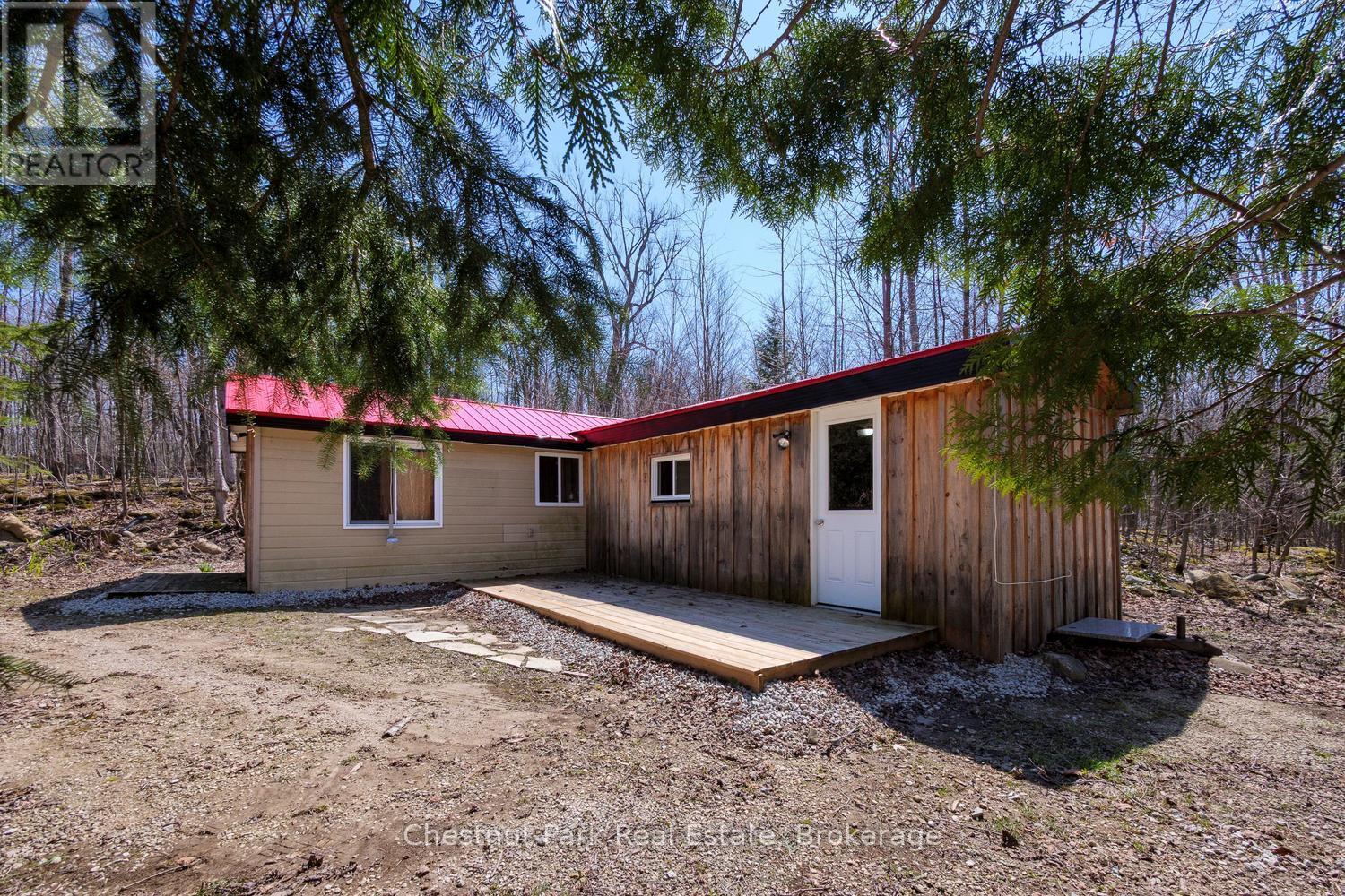 2096 Bruce Rd 9 Road, Northern Bruce Peninsula, Ontario  N0H 1W0 - Photo 37 - X13036096