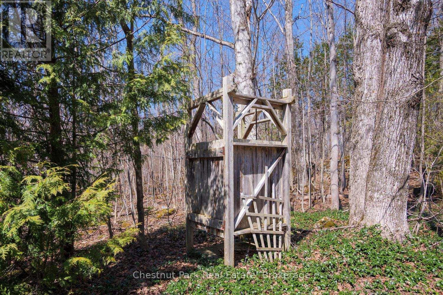 2096 Bruce Rd 9 Road, Northern Bruce Peninsula, Ontario  N0H 1W0 - Photo 39 - X13036096