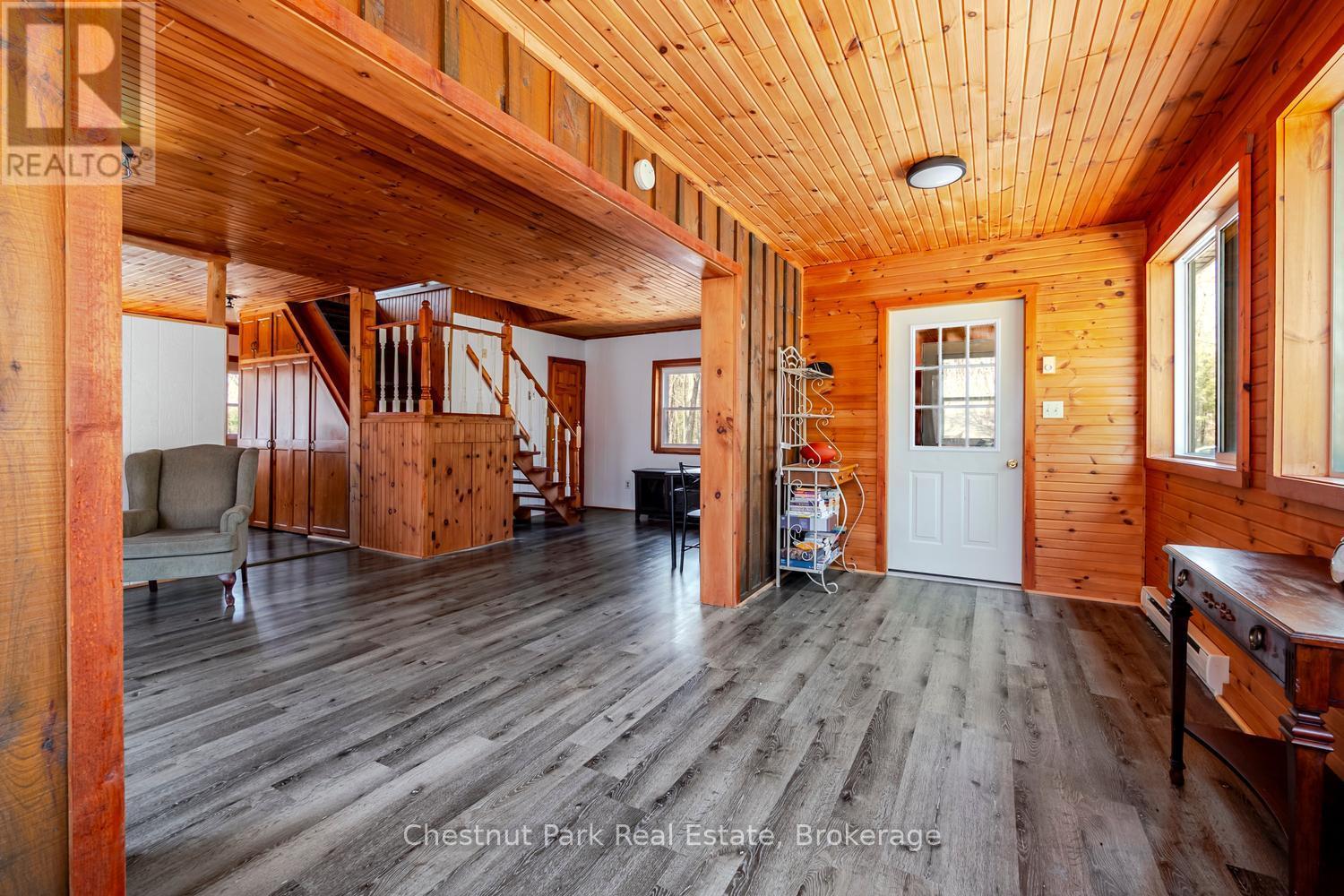 2096 Bruce Rd 9 Road, Northern Bruce Peninsula, Ontario  N0H 1W0 - Photo 5 - X13036096