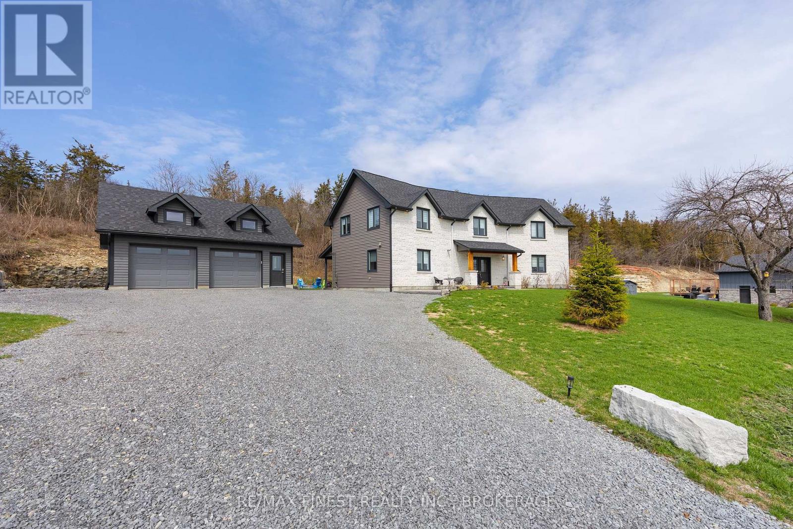 1033 Kona Crescent, Frontenac, Ontario  K0H 0A9 - Photo 3 - X13036028