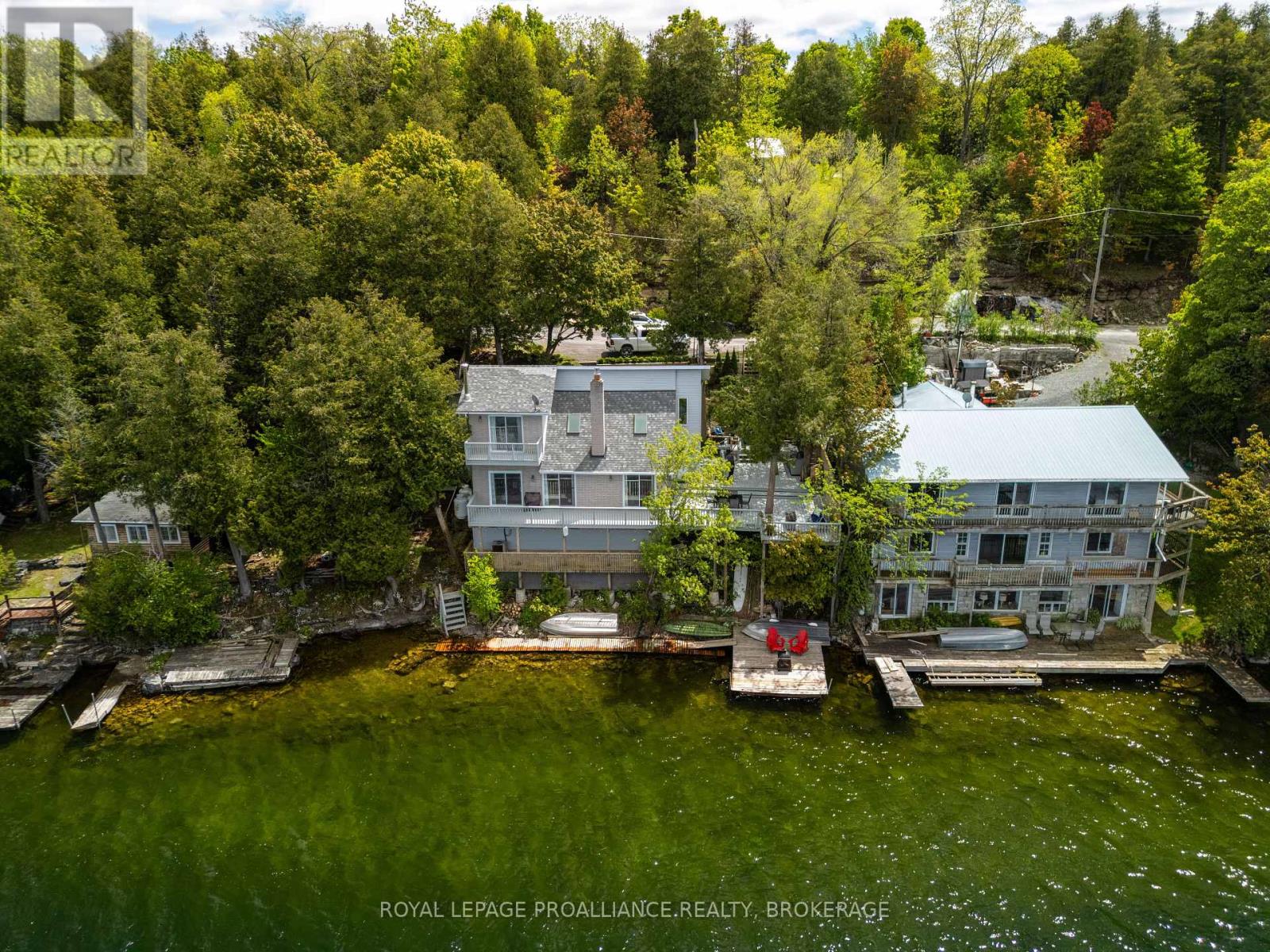 1020 LARK LANE, South Frontenac, Ontario