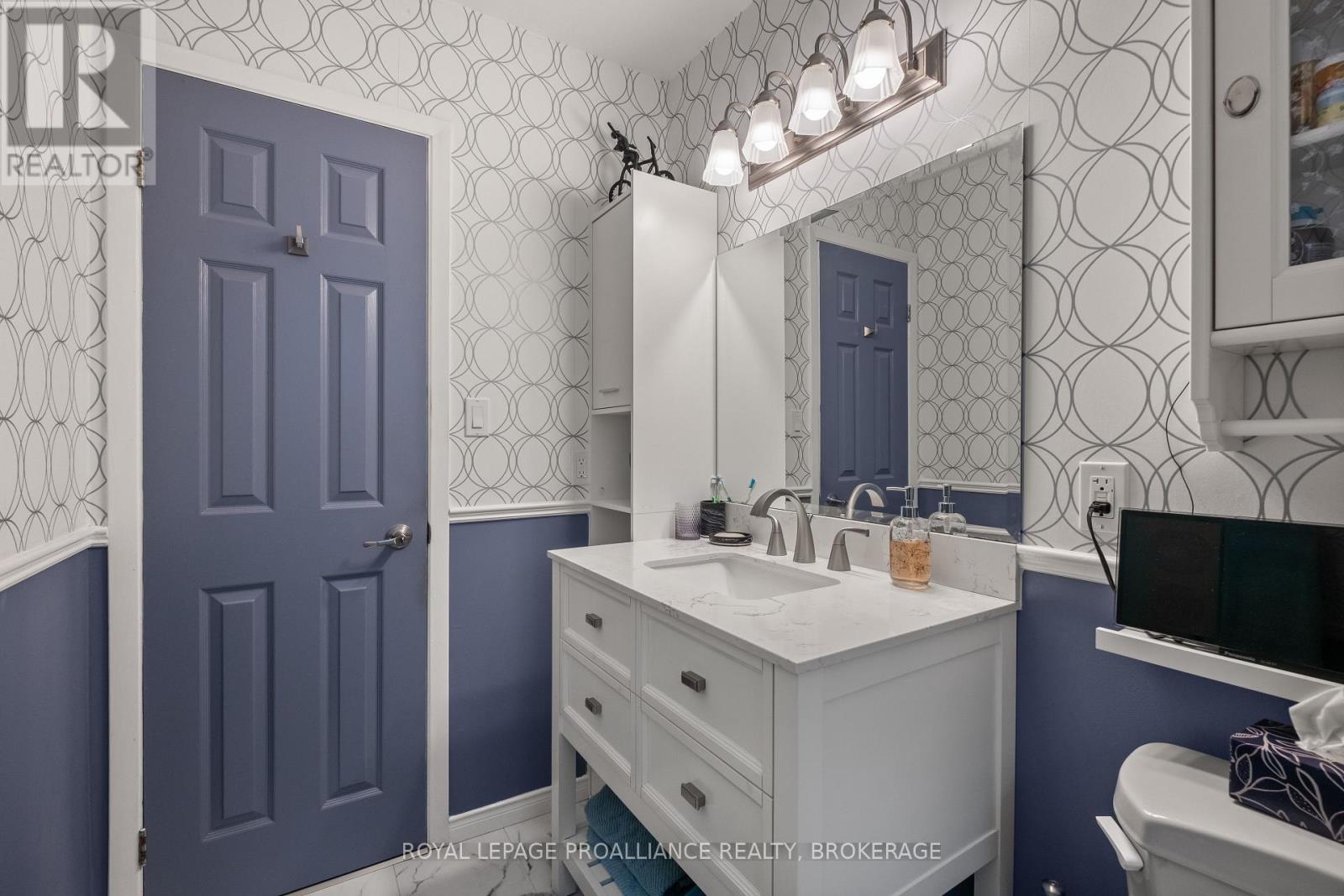 1020 Lark Lane, South Frontenac, Ontario  K0H 1X0 - Photo 18 - X13036064